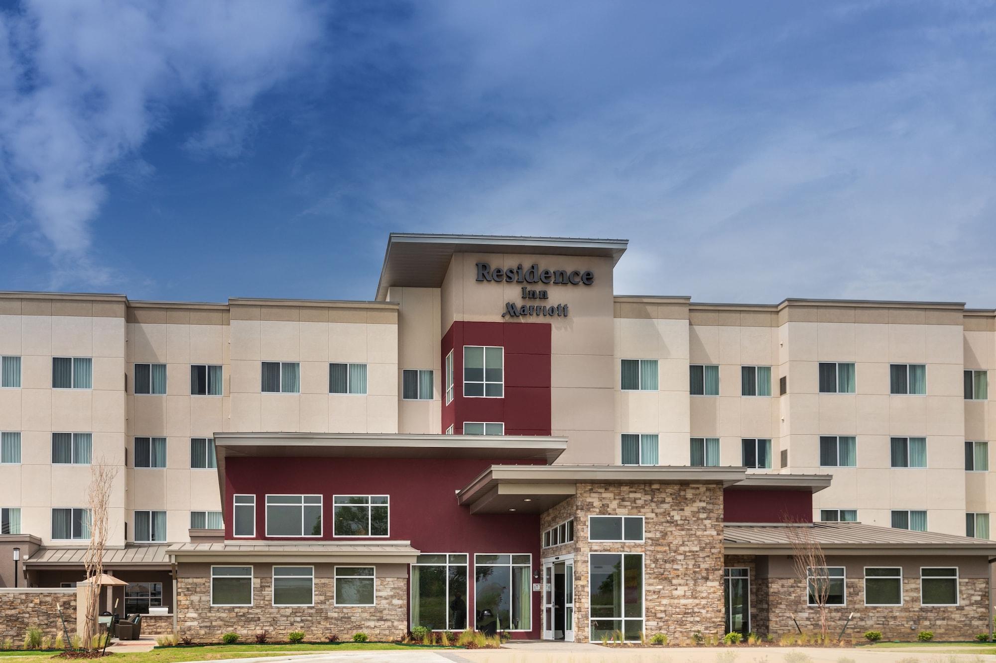 Vista Exterior Residence Inn by Marriott Dallas Plano/Richardson at Coit Rd