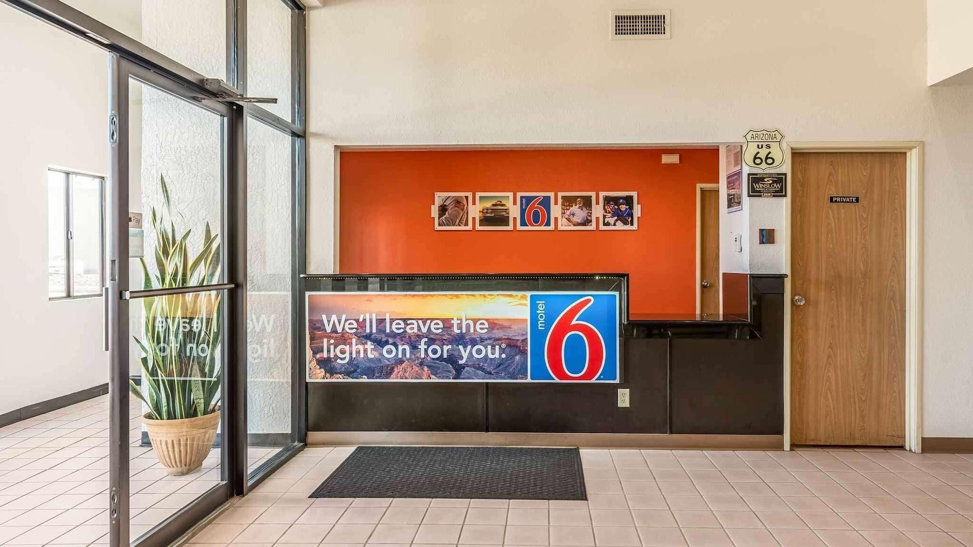 Vista Lobby Motel 6 Winslow, AZ