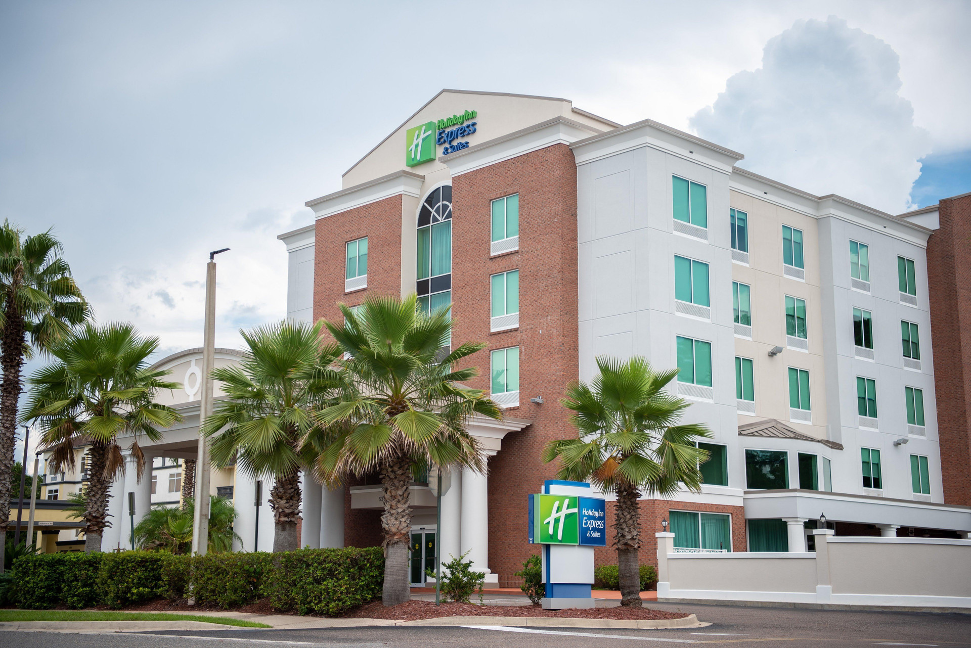 Vista Exterior Holiday Inn Express & Suites Chaffee-Jacksonville West by IHG