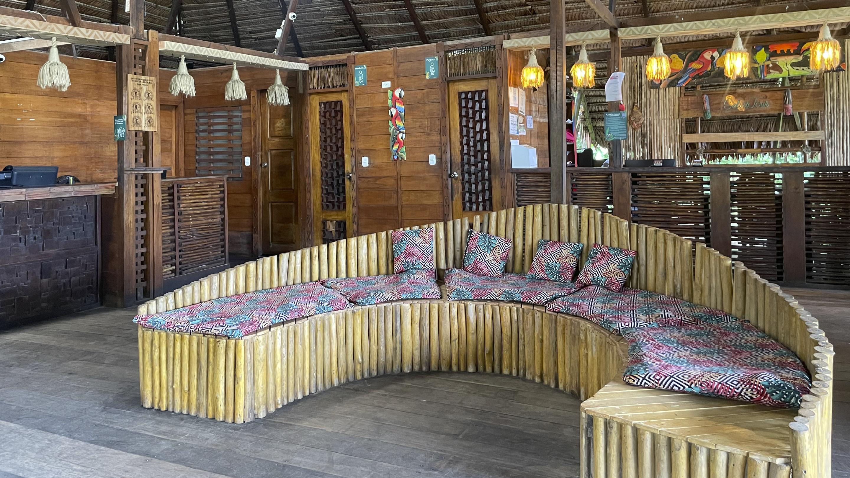 Vista Lobby Hotel Amazon by On Vacation