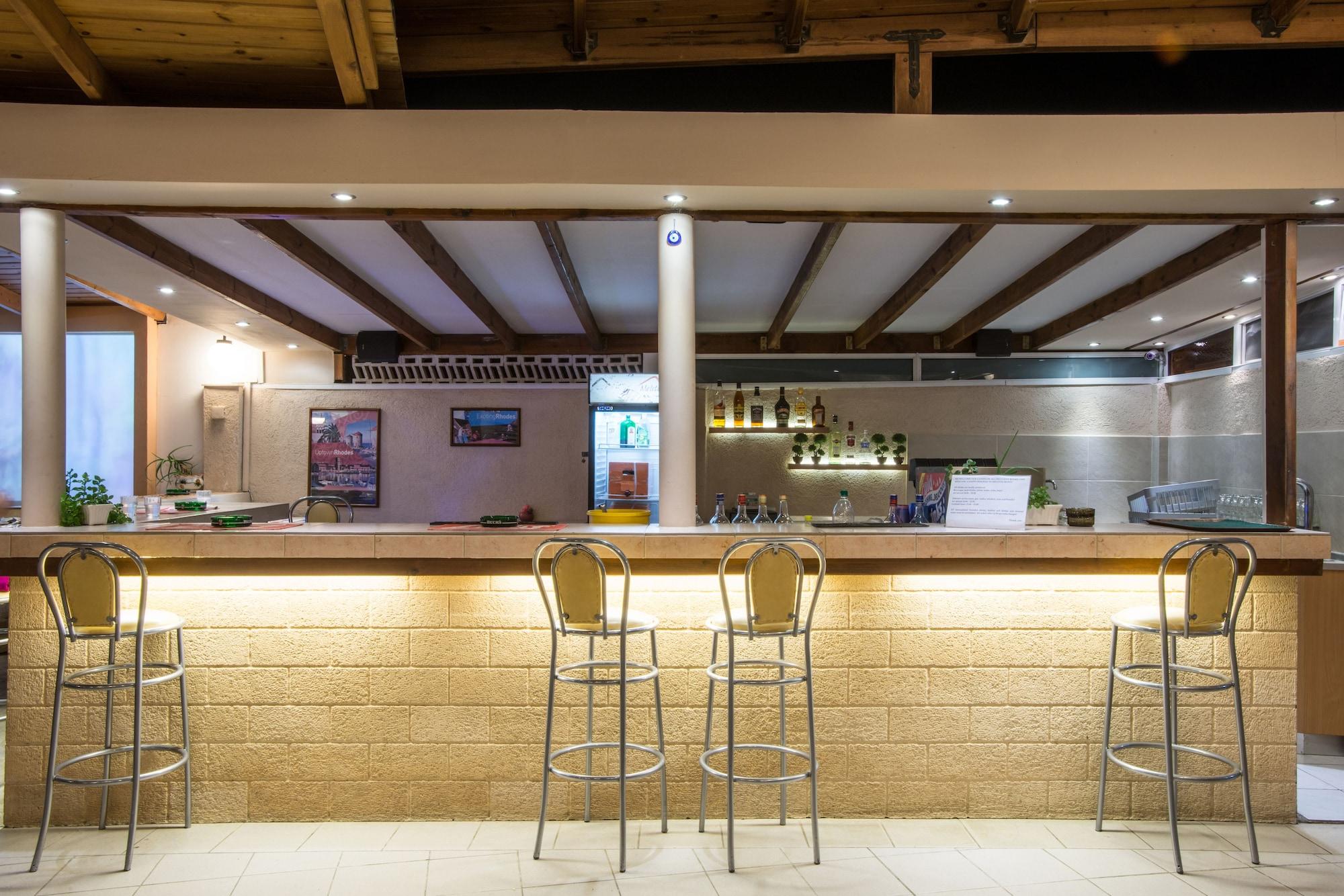 Bar/Salón Meliton Hotel