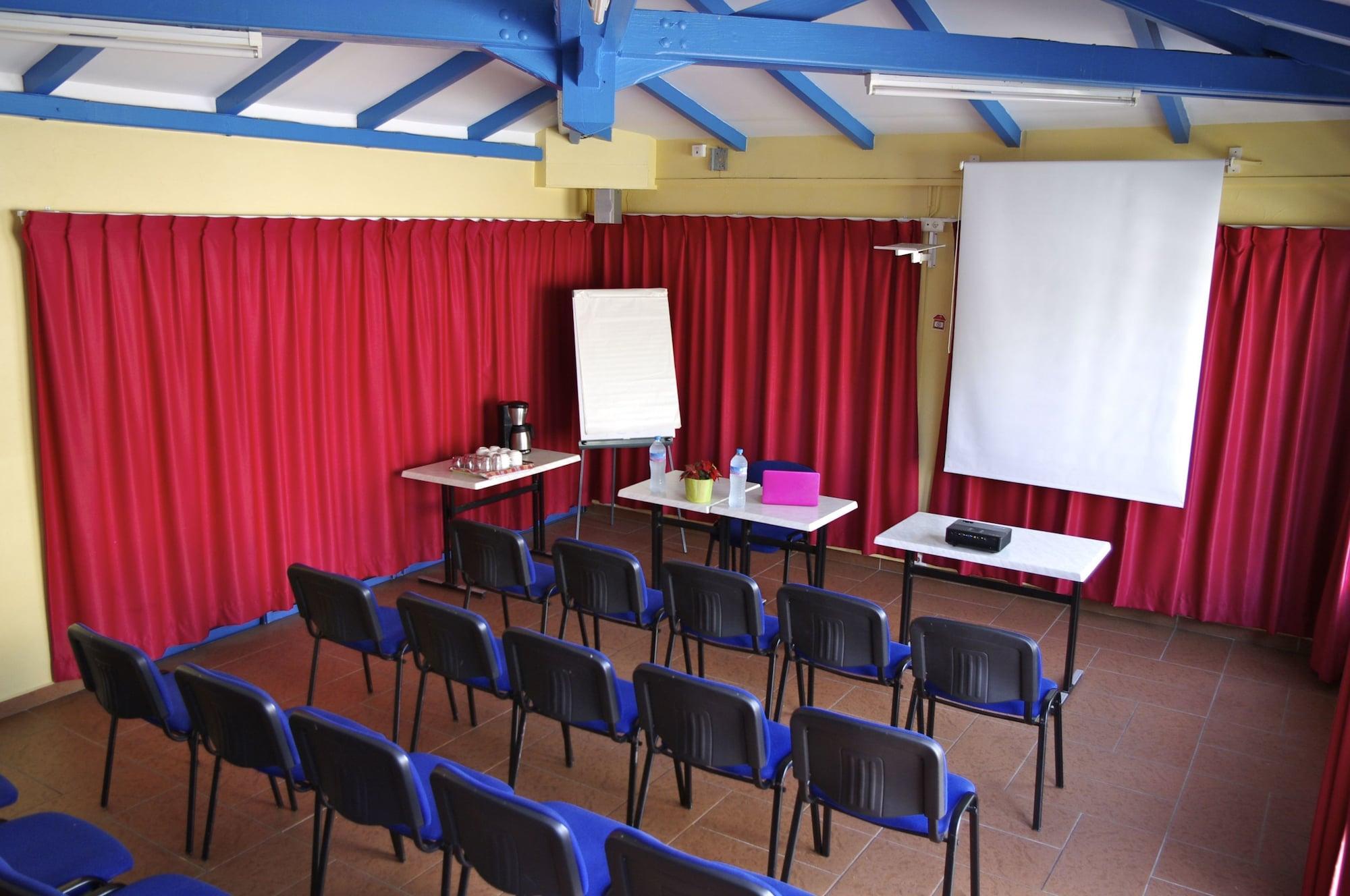 Sala de Reuniones Karaibes Hotel