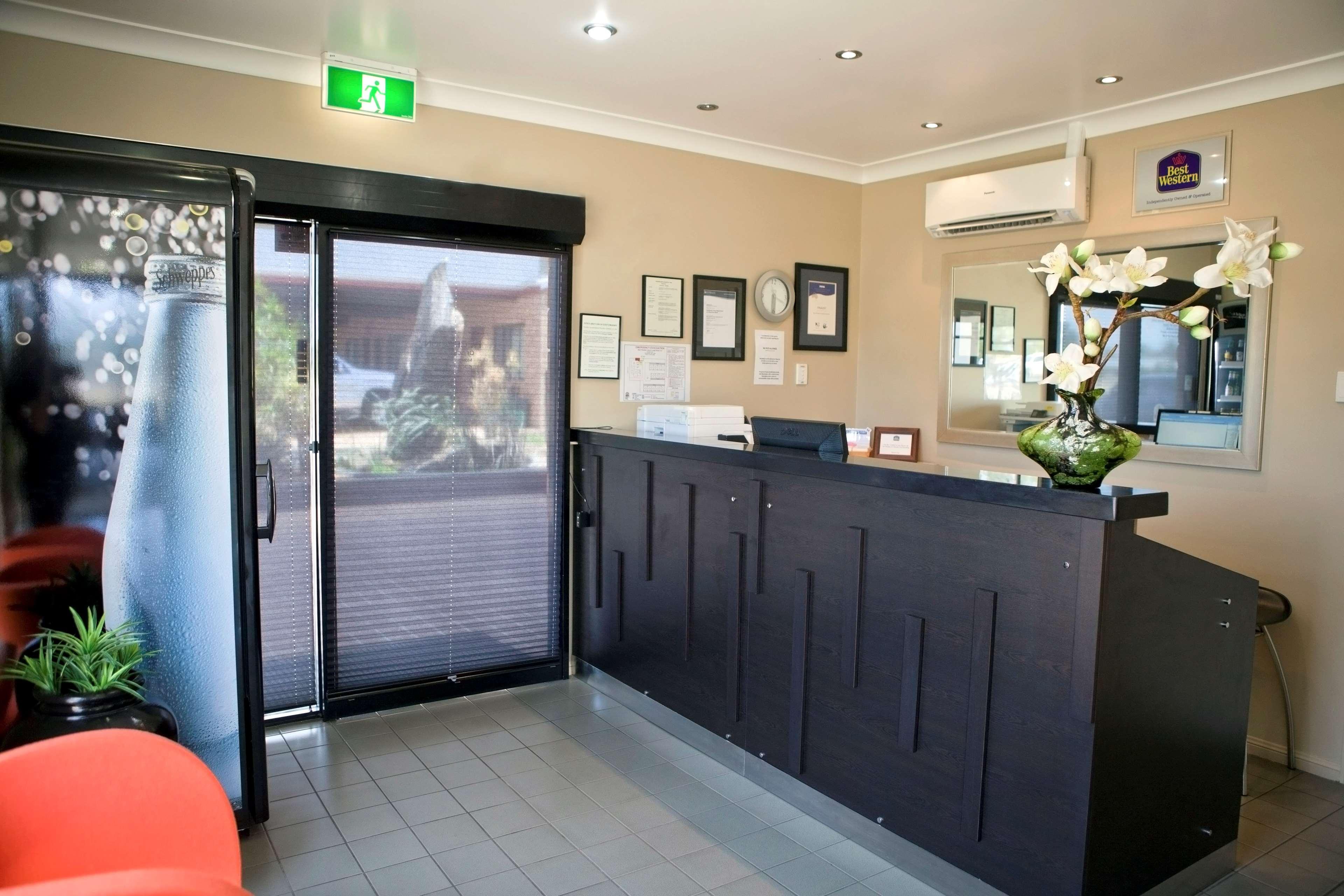 Vista Lobby Best Western Ascot Lodge Motor Inn