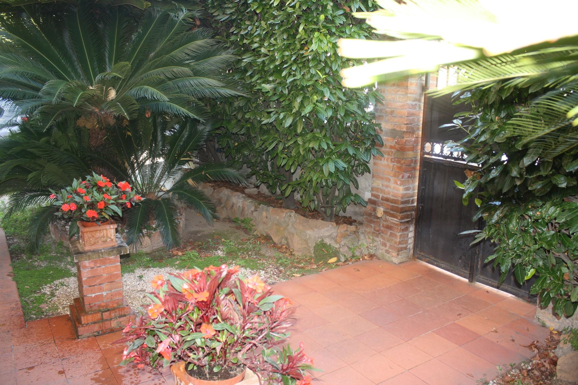 Vista Exterior St. John Villa