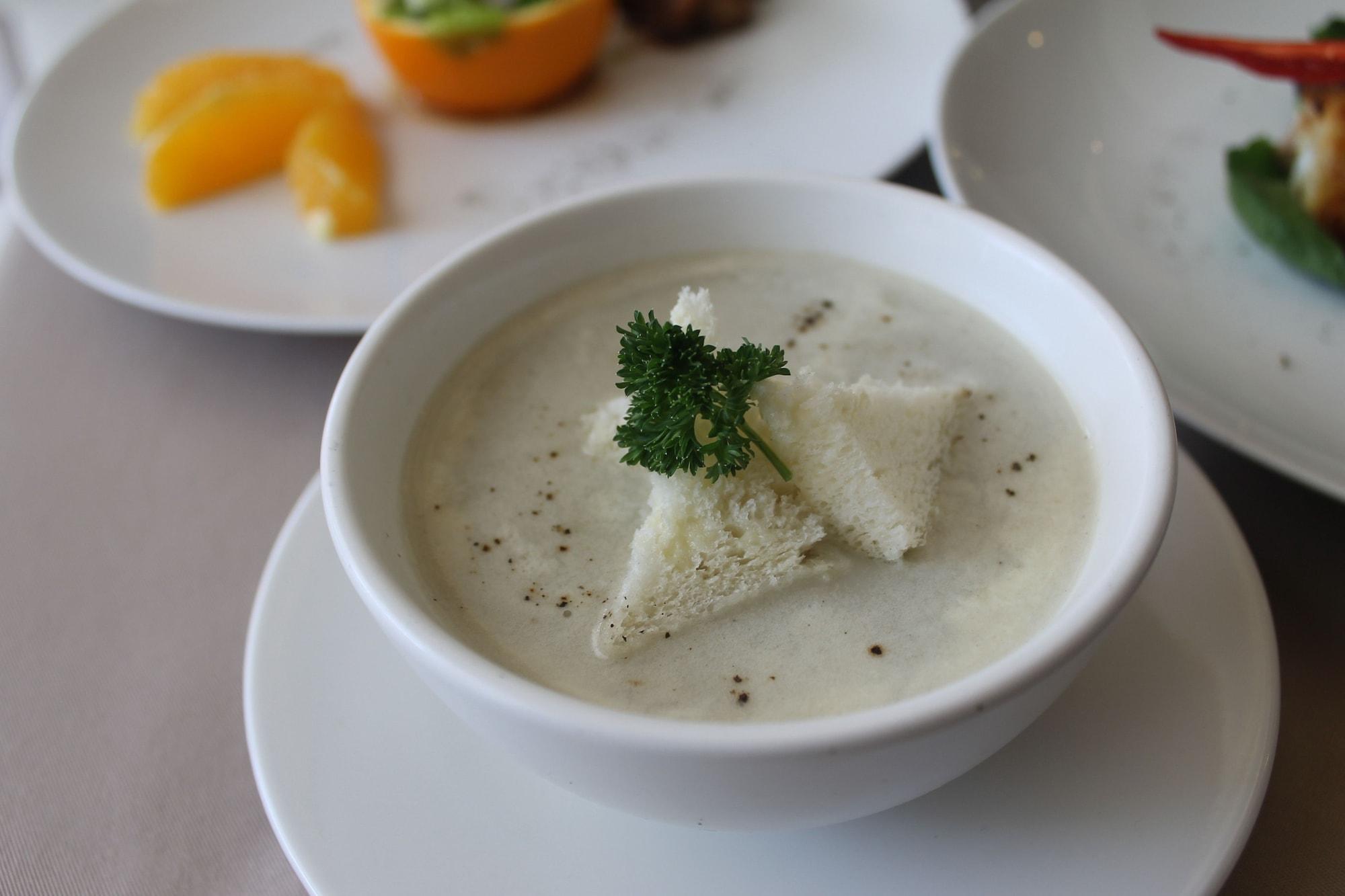Restaurant Bella Hotel Surabaya