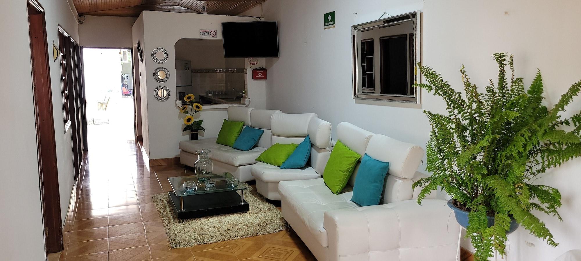 Vista Lobby HOSTAL VILLA DEL RIO LAS BRISAS