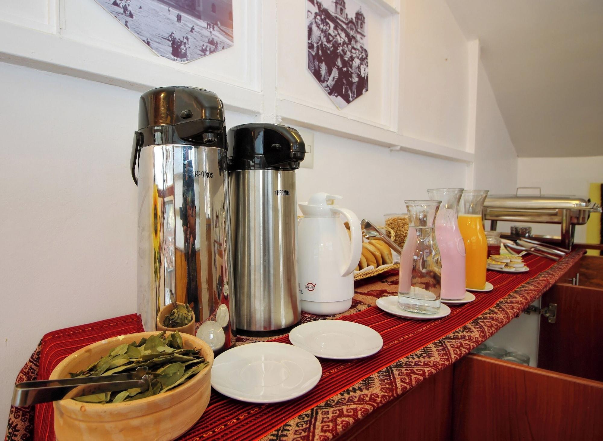 Restaurant QORI SISA HOSTAL
