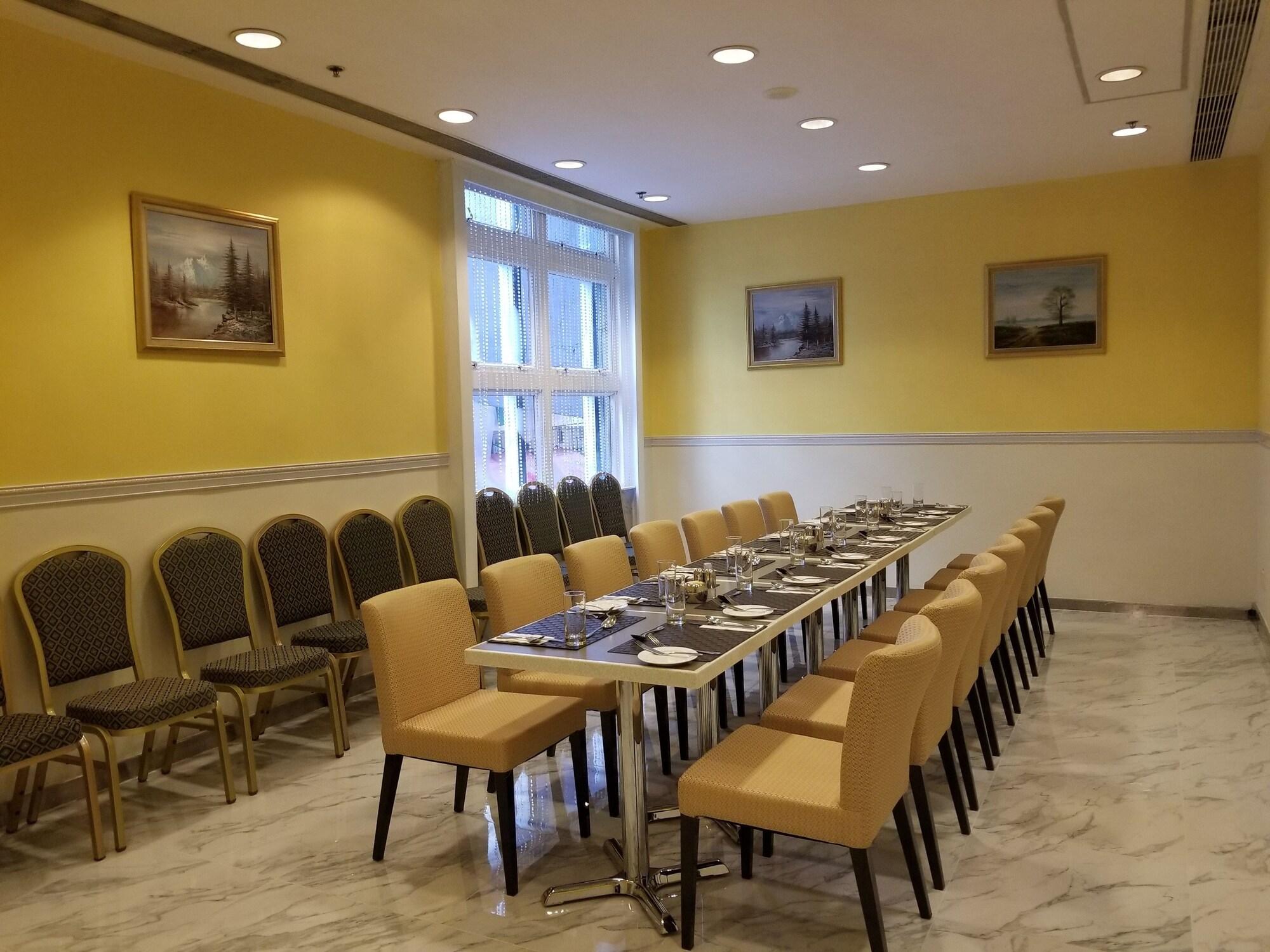 Restaurant Ramada by Wyndham Hong Kong Grand View