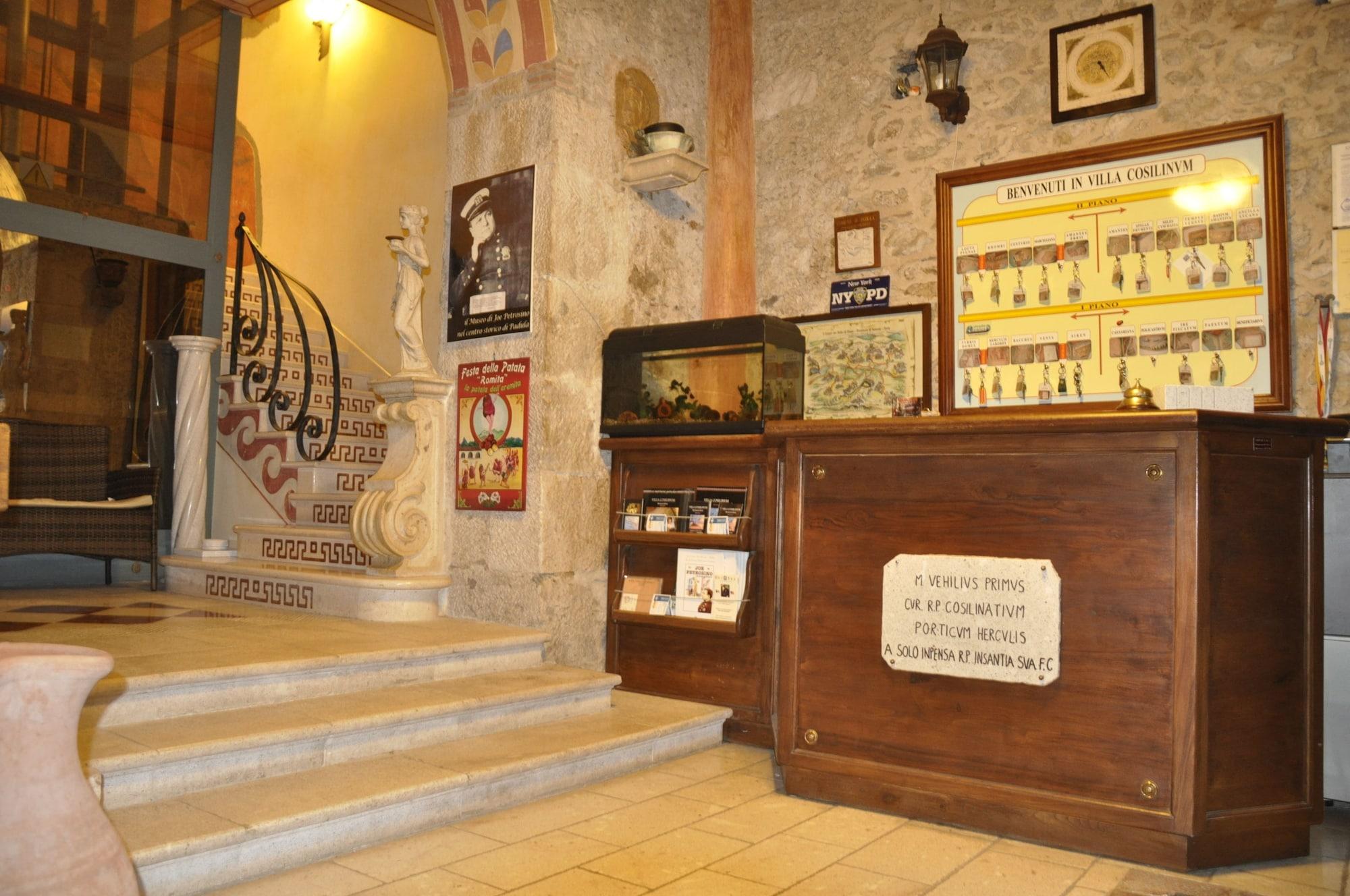 Vista Lobby Villa Cosilinum