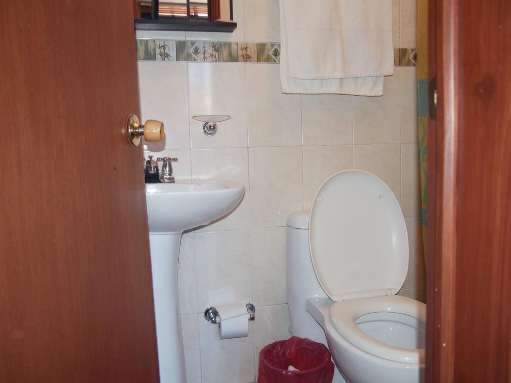 Baño Hotel Caney Lodge