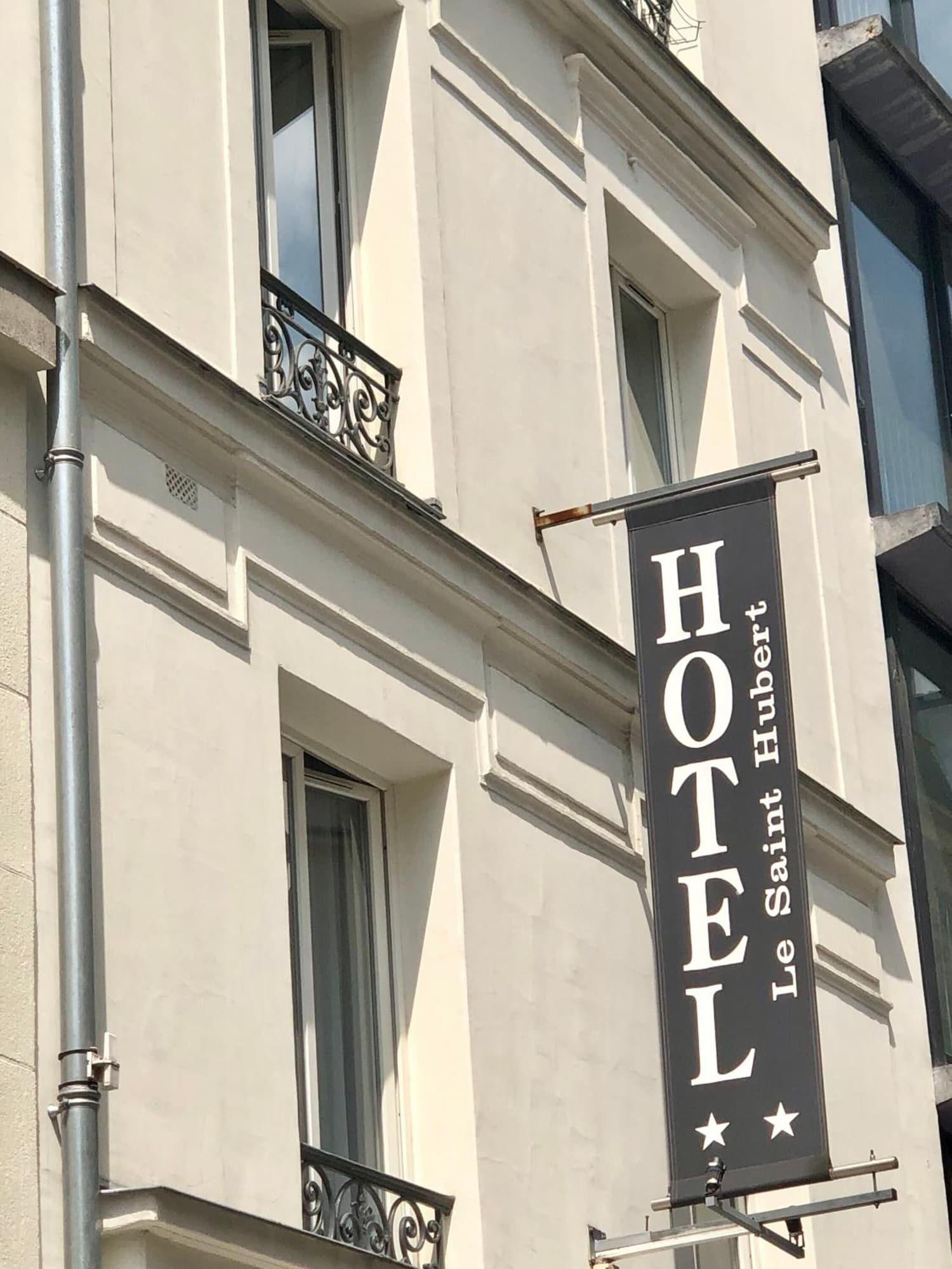 Vista Exterior Hôtel Le Saint-Hubert - Gare de Lyon Bastille
