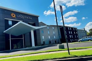 Alojamiento - La Quinta Inn & Suites by Wyndham Memphis I-240