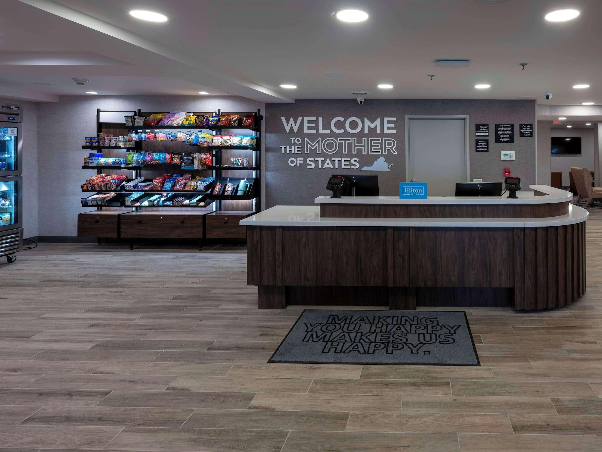 Vista Lobby Hampton Inn Norton, VA