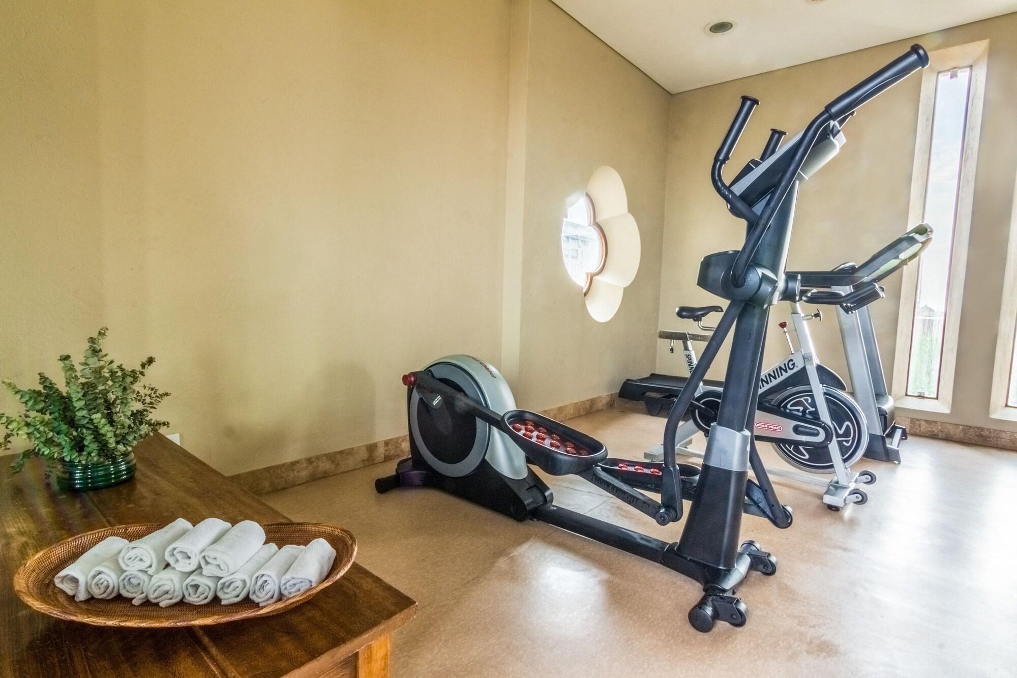 Gimnasio Bastión Luxury Hotel