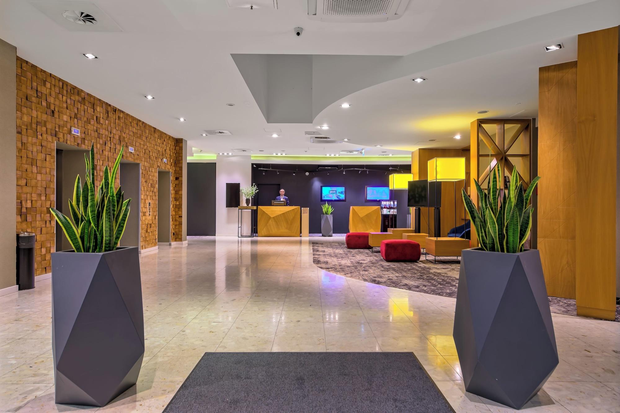 Vista Lobby Novotel Krakow Centrum