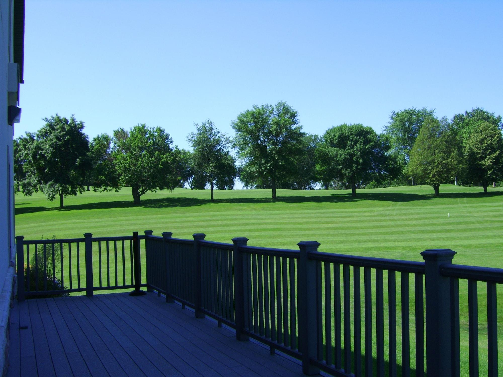 Vista Exterior Cobblestone Inn Suites Denison Majestic Hills