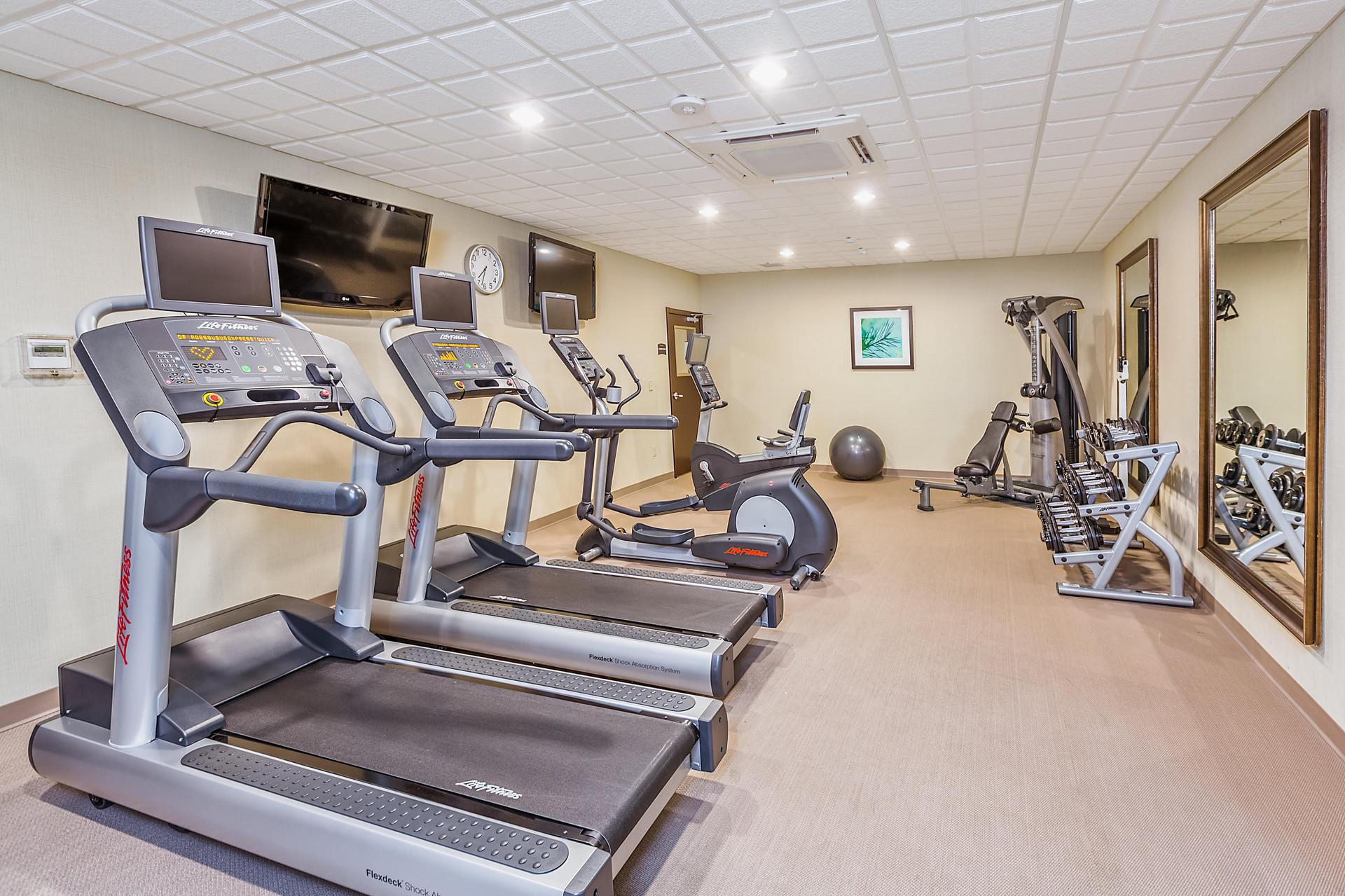 Instalaciones Recreativas Staybridge Suites Bismarck by IHG