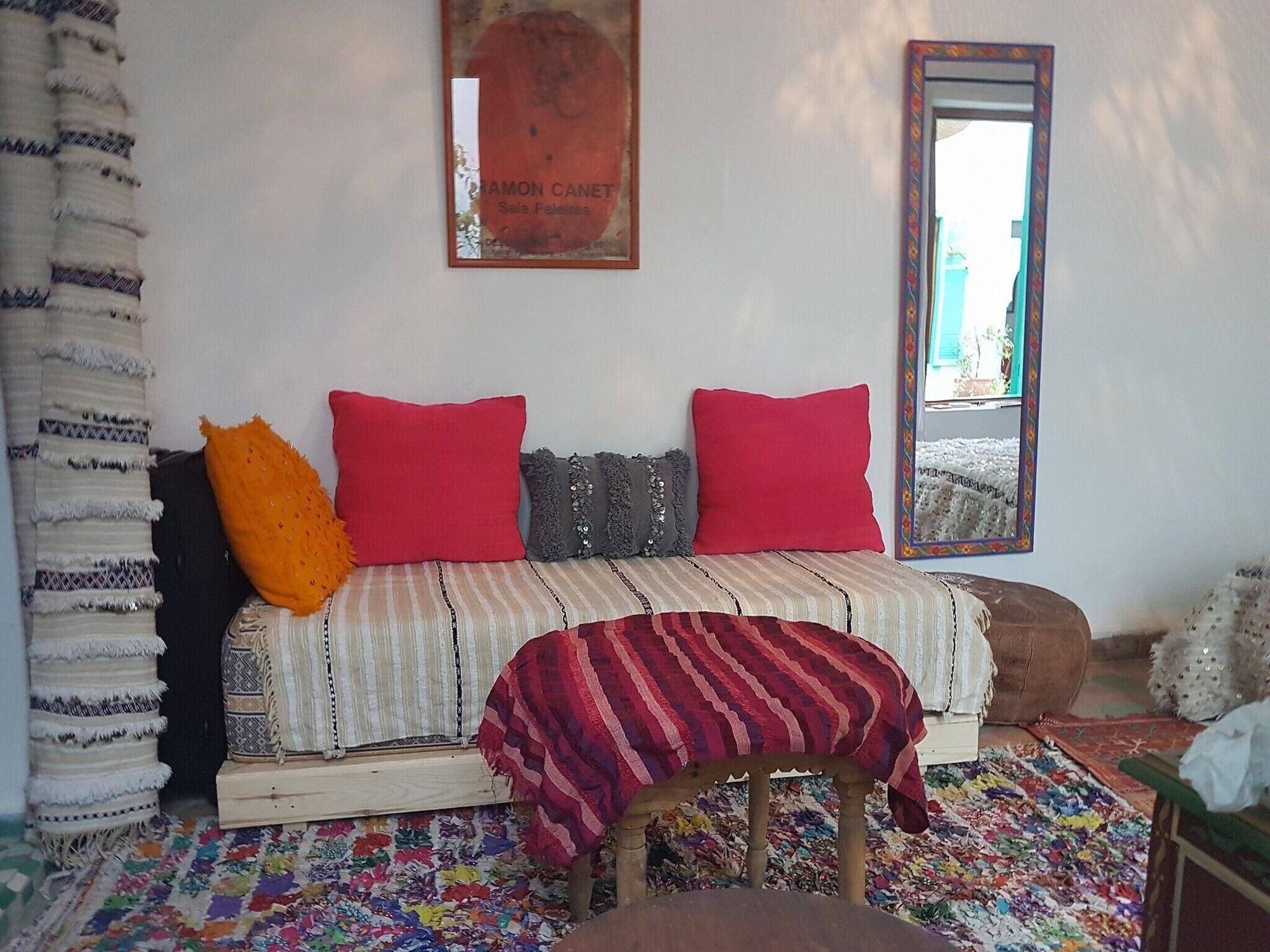 Vista Exterior Riad Dar Aida