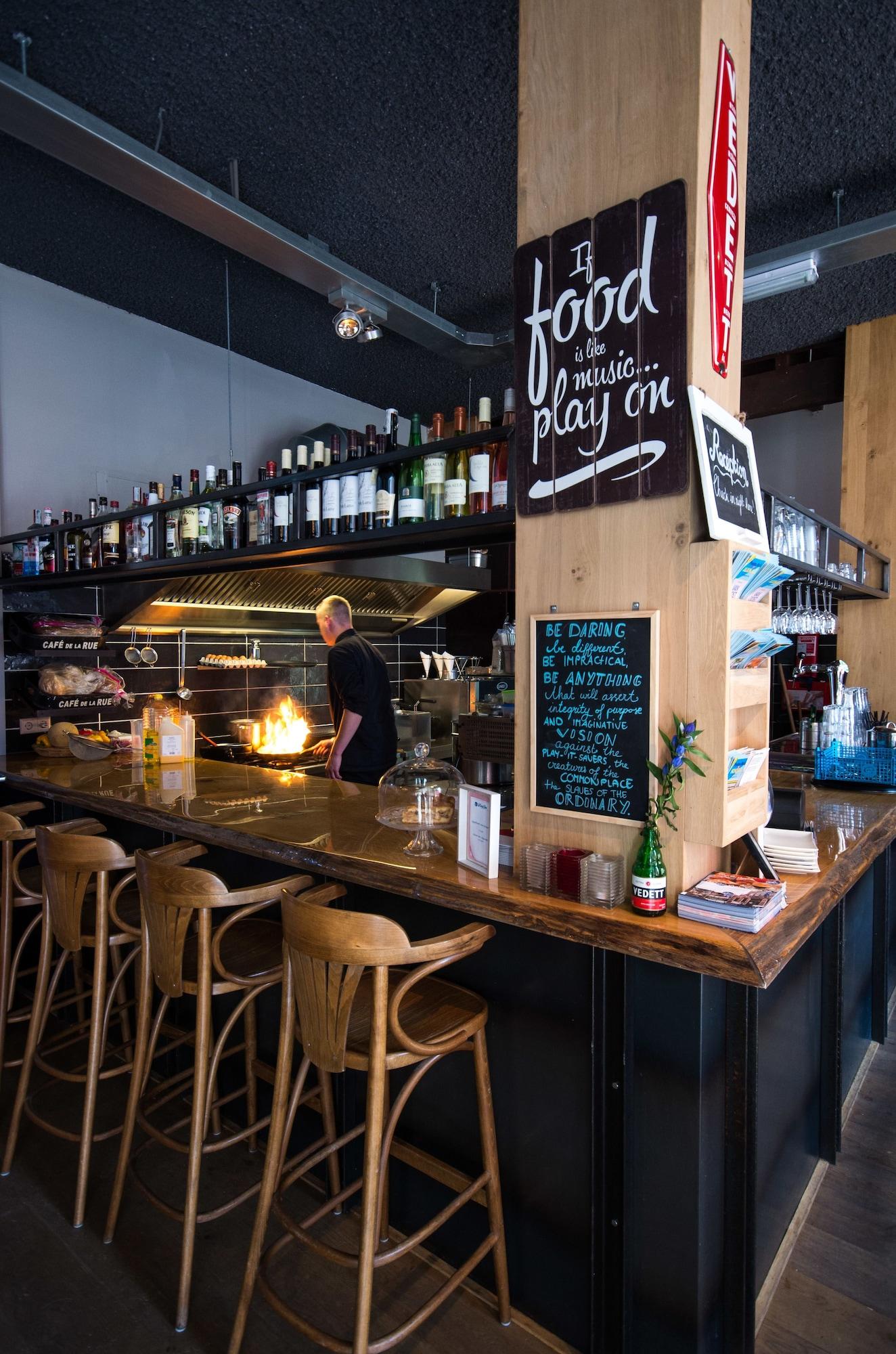 Bar/Salón King's Inn City Hostel - Hotel Alkmaar - Hostel