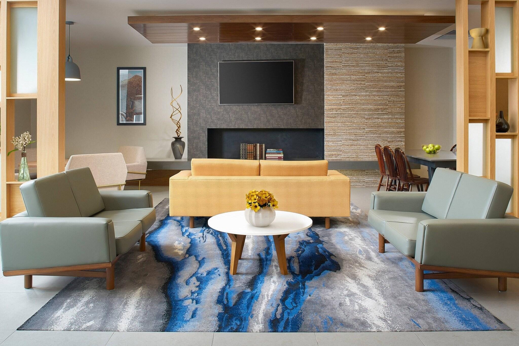 Vista Lobby Fairfield Inn & Suites by Marriott Tijuana