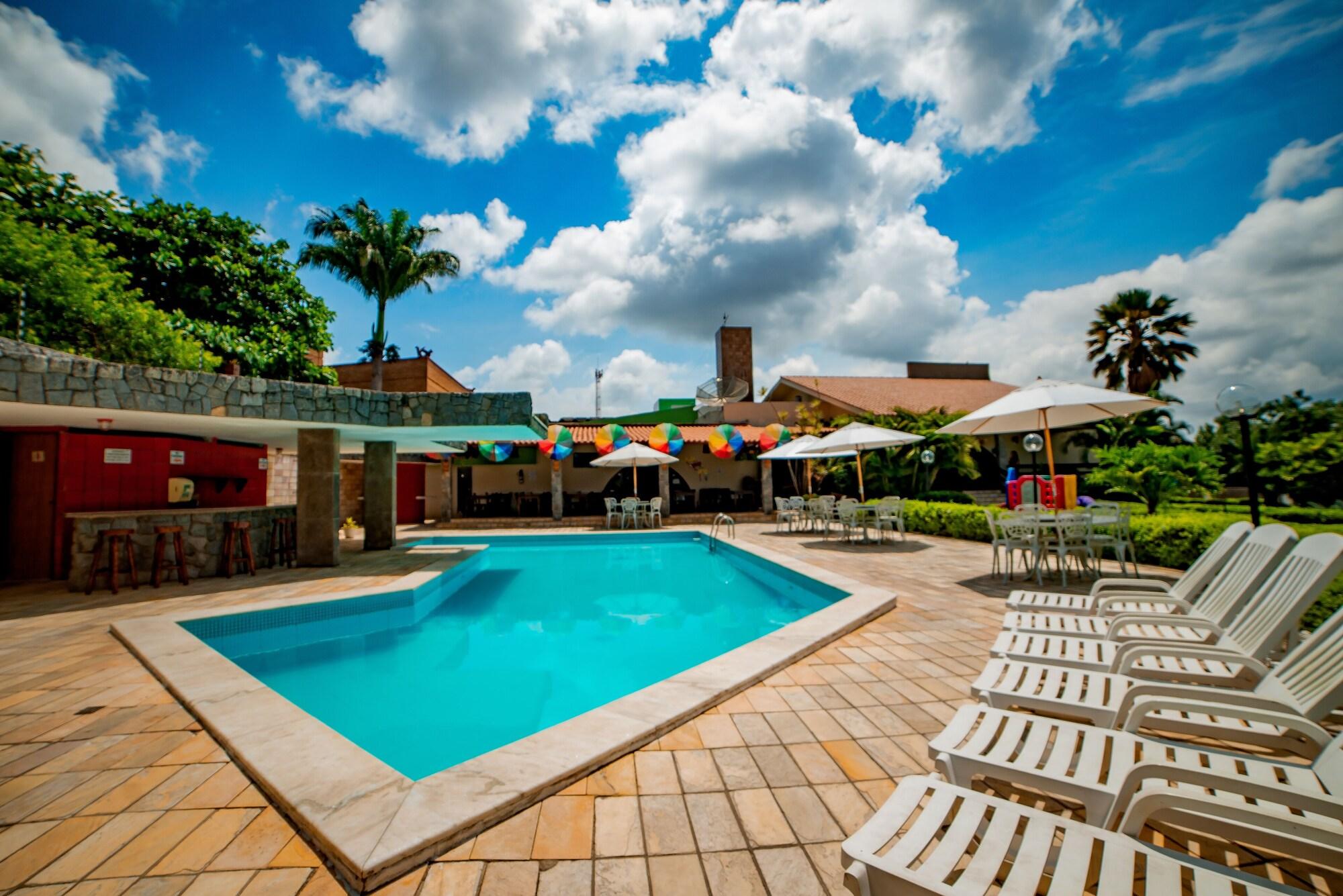 Pool view Hotel Três Palmeiras