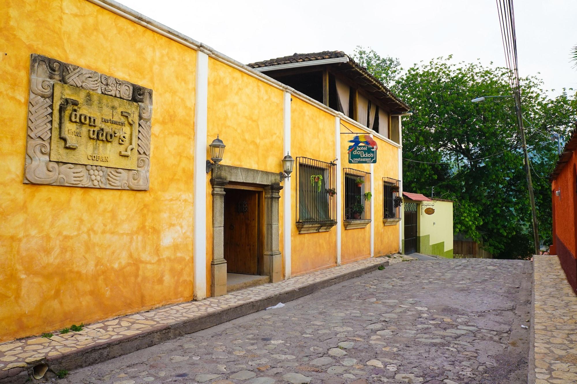 Vista Exterior Don Udo's