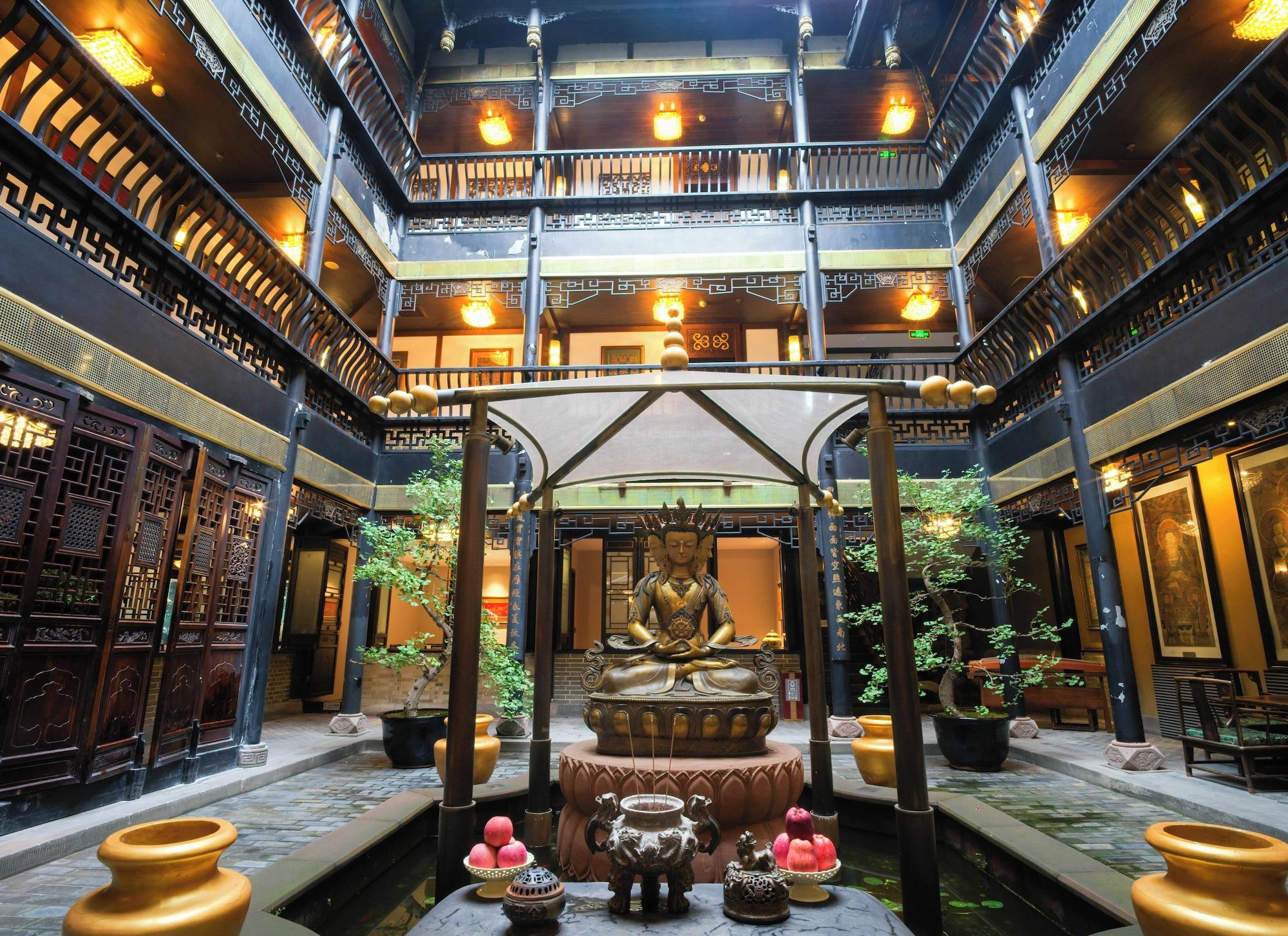 Vista Exterior Chengdu Buddhazen Hotel