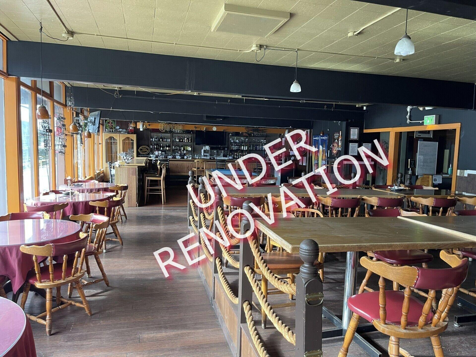 Restaurant Waterfront on Glacier
