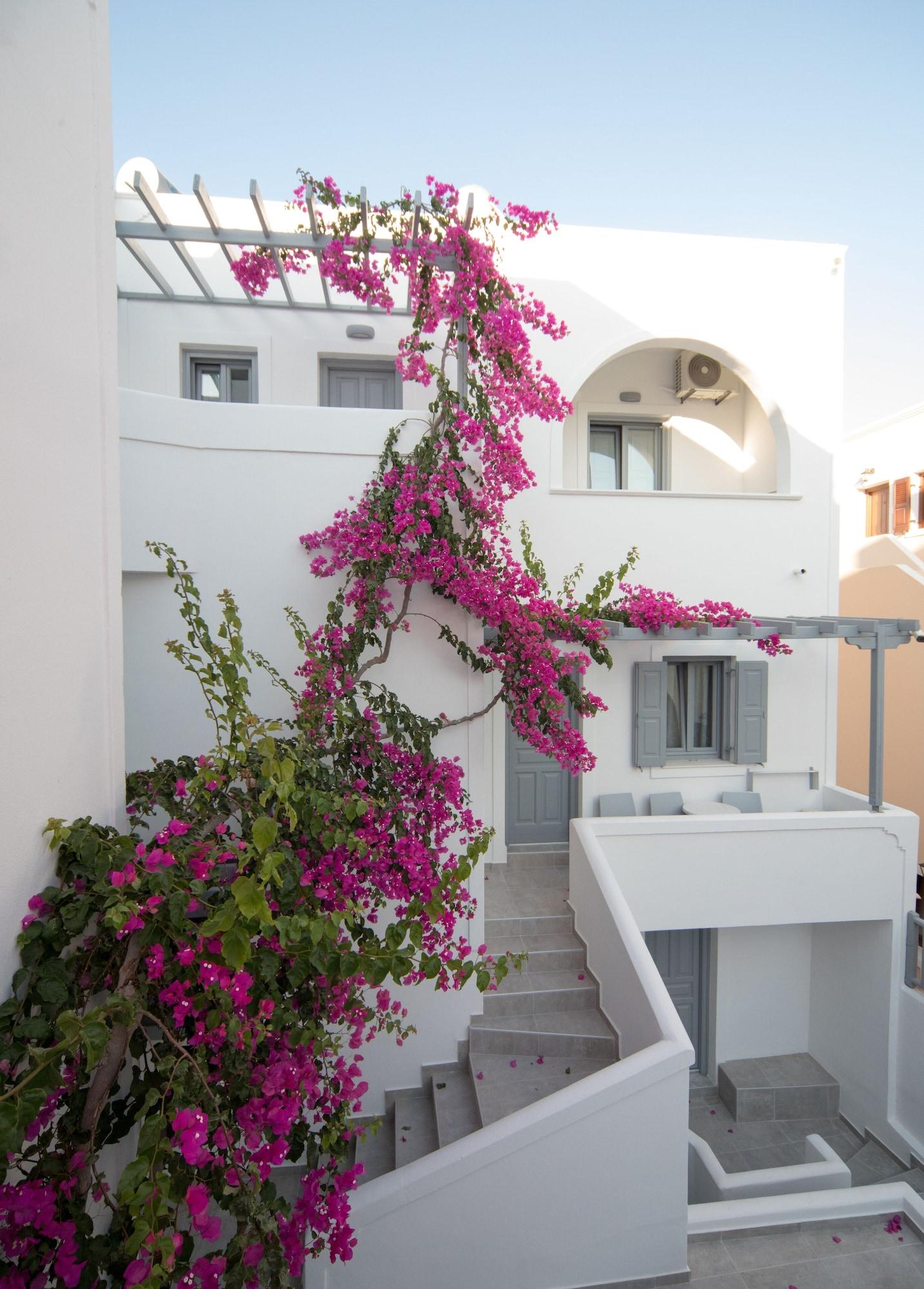 Vista Exterior Markakis Studios Fira