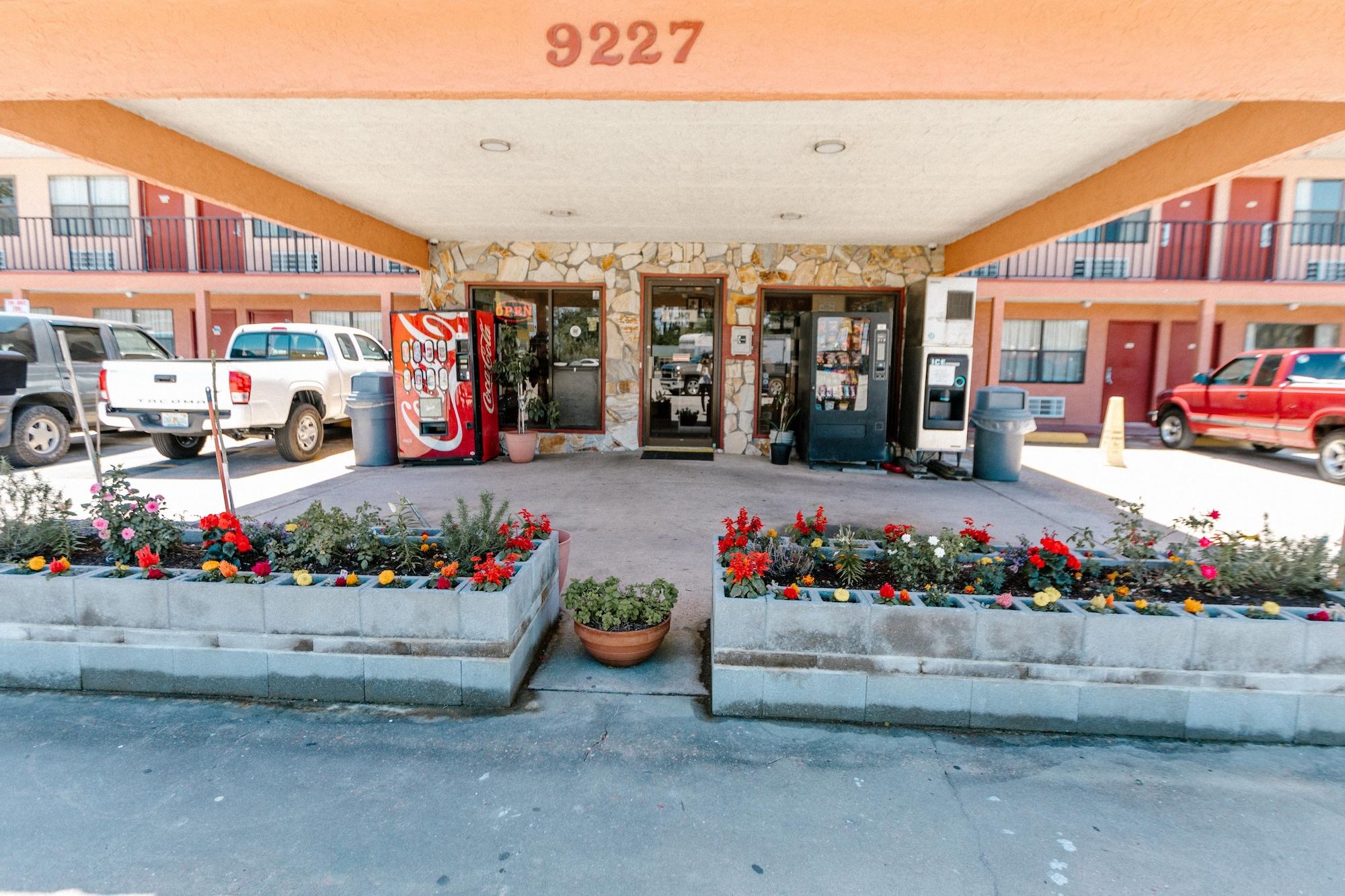 Vista Exterior Summer Breeze Motel