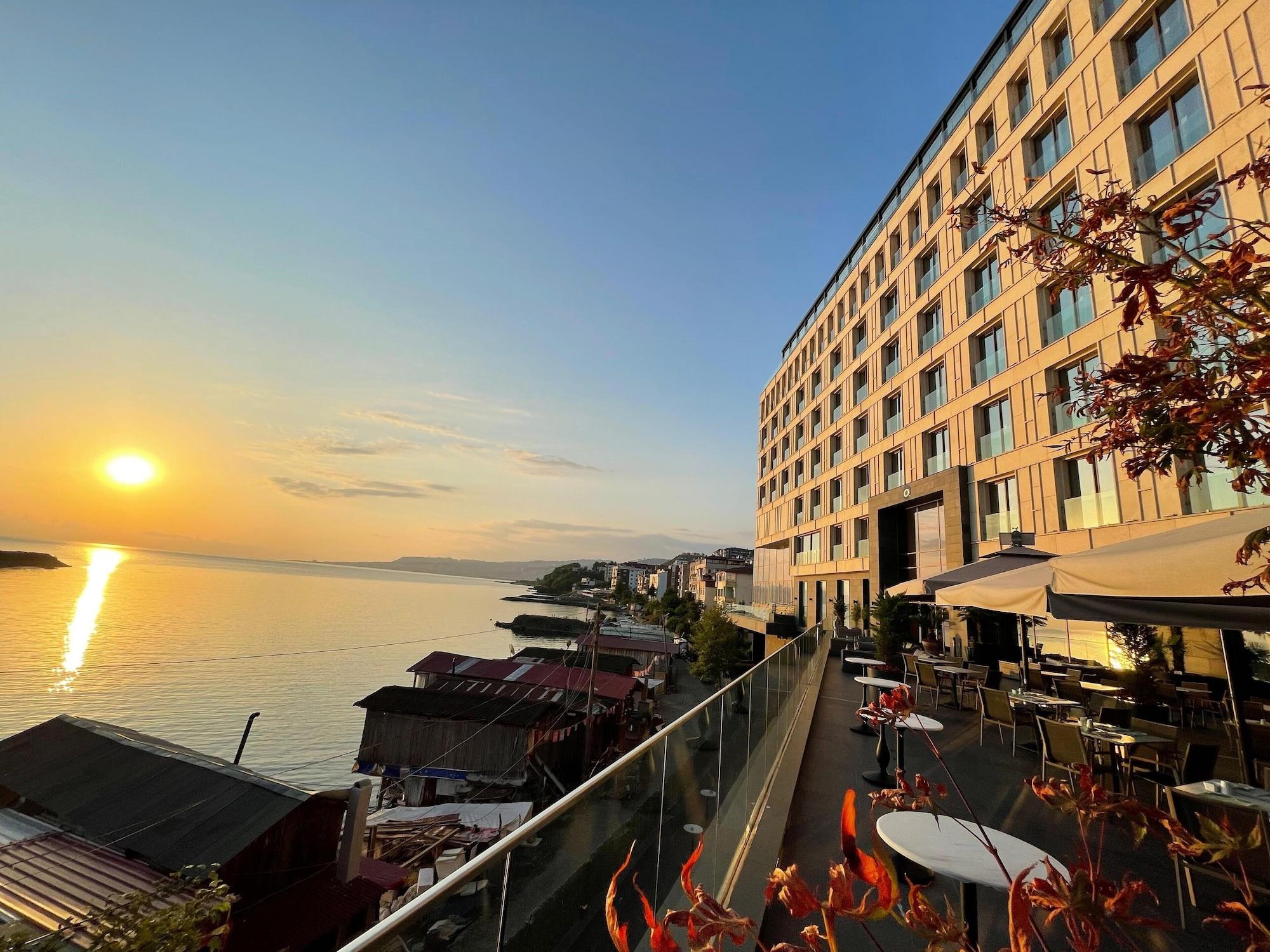 Vista Exterior DoubleTree by Hilton Trabzon