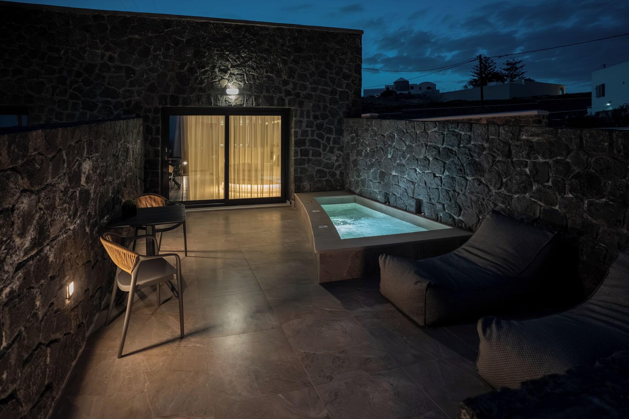 Equipamiento de Habitación Santorini Cave Luxury Suites