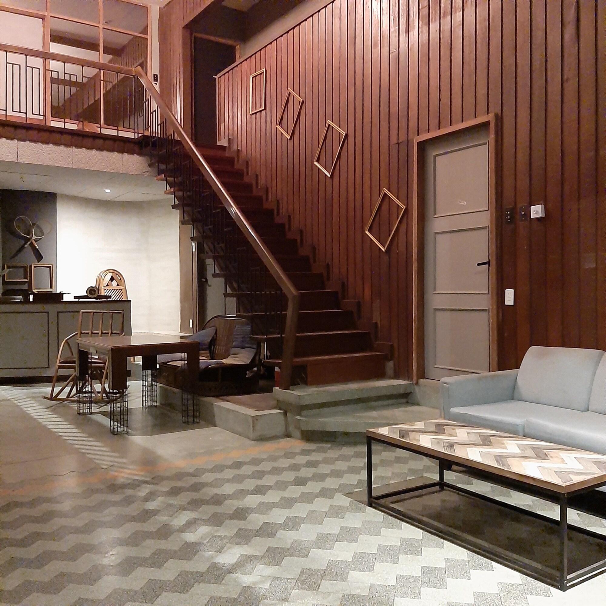 Vista Lobby The Flying Fish Hostel Cebu
