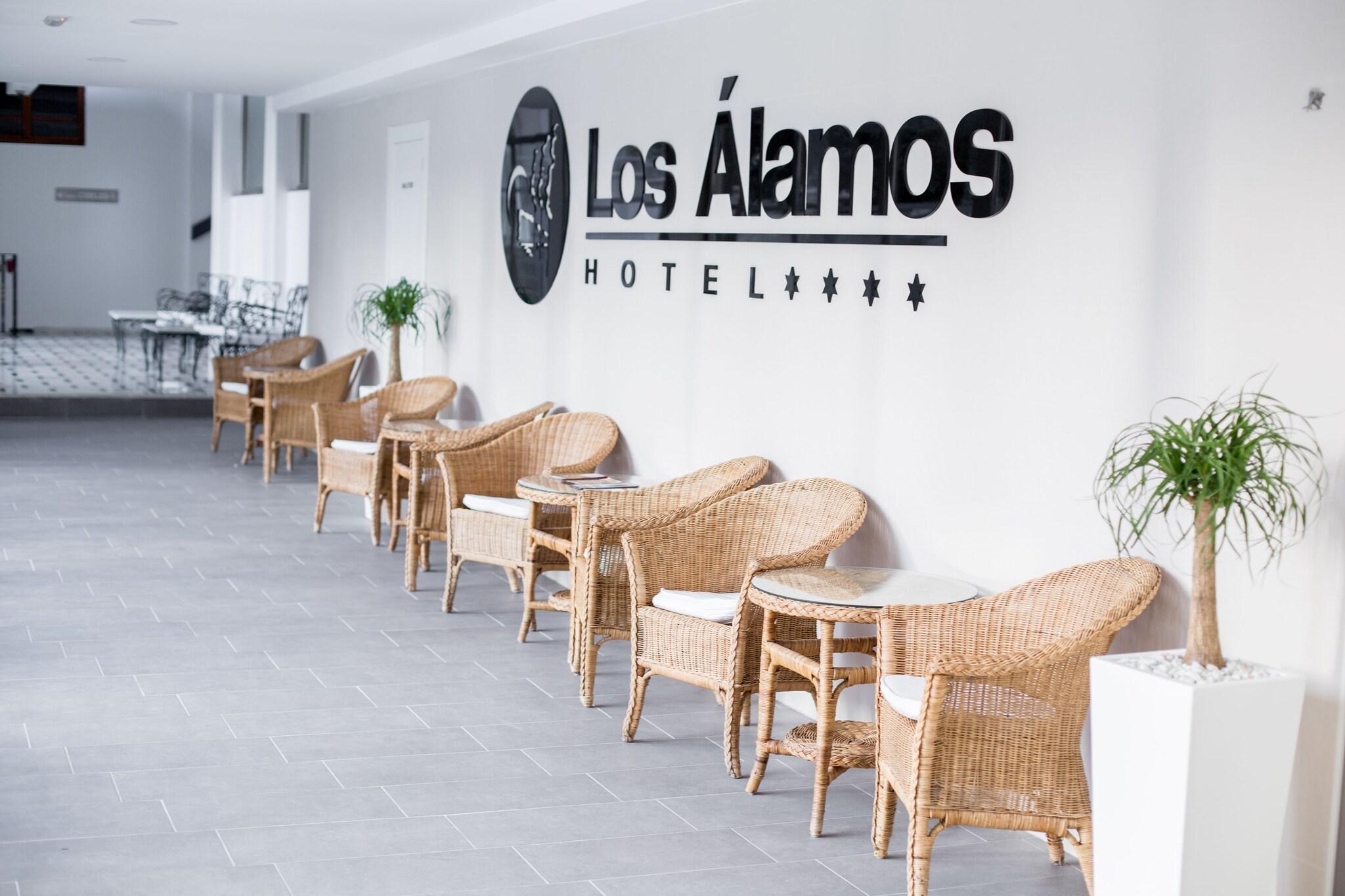 Vista Lobby Hotel Los Alamos