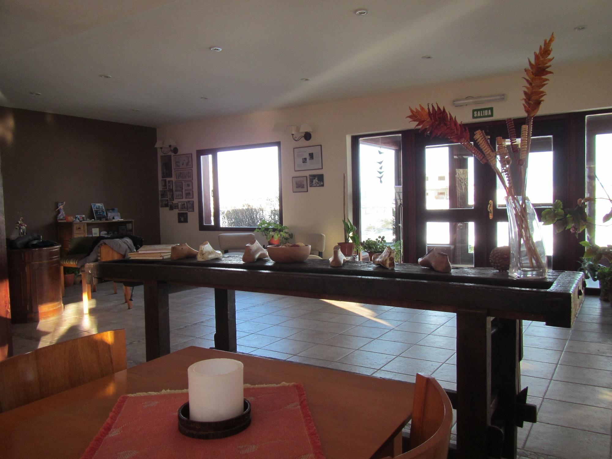 Vista Lobby Hosteria Roble Sur