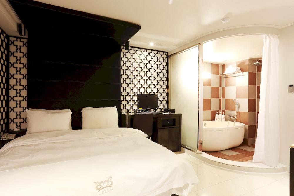 Habitación Cello Motel