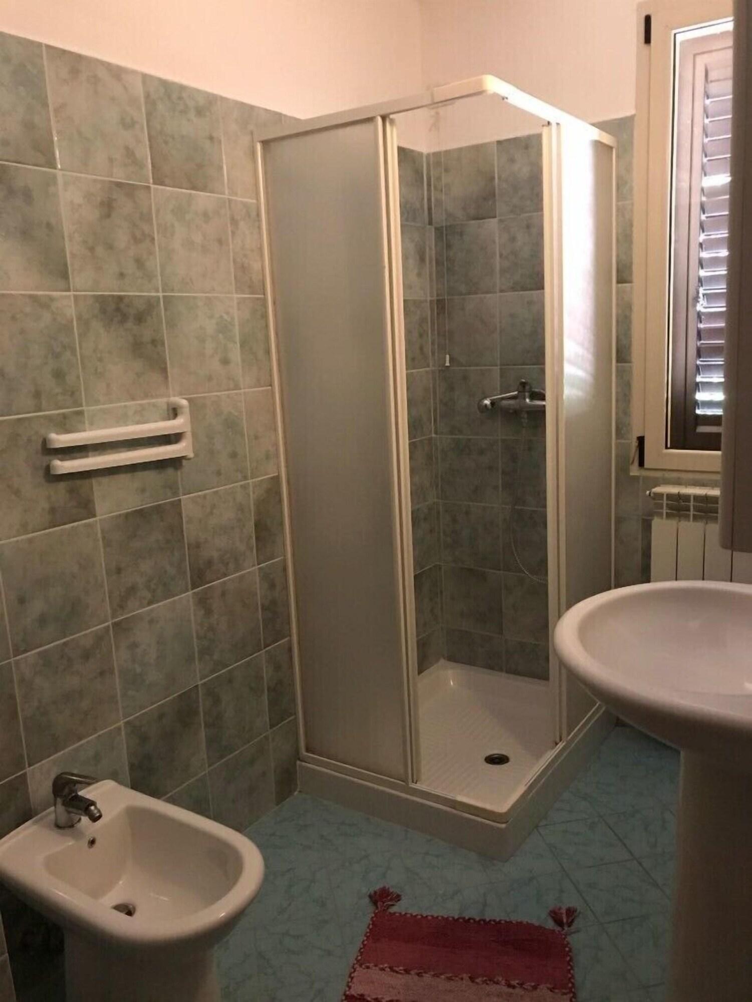 Equipamiento de Habitación Albergo Magrini della Genga