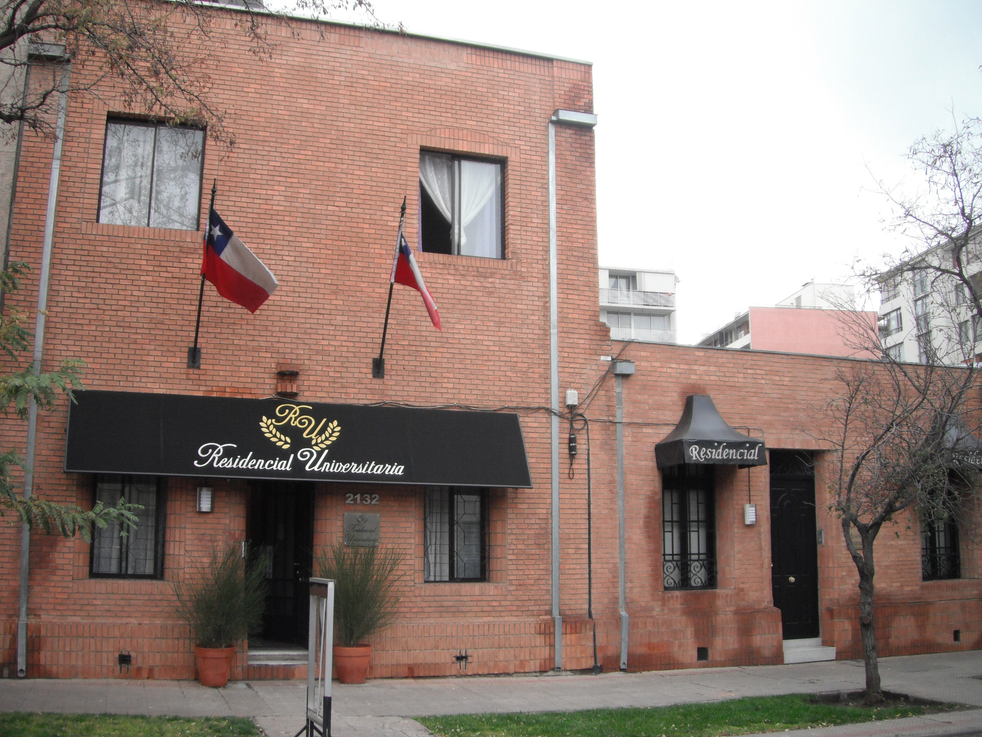 Vista Exterior Residencial Universitaria
