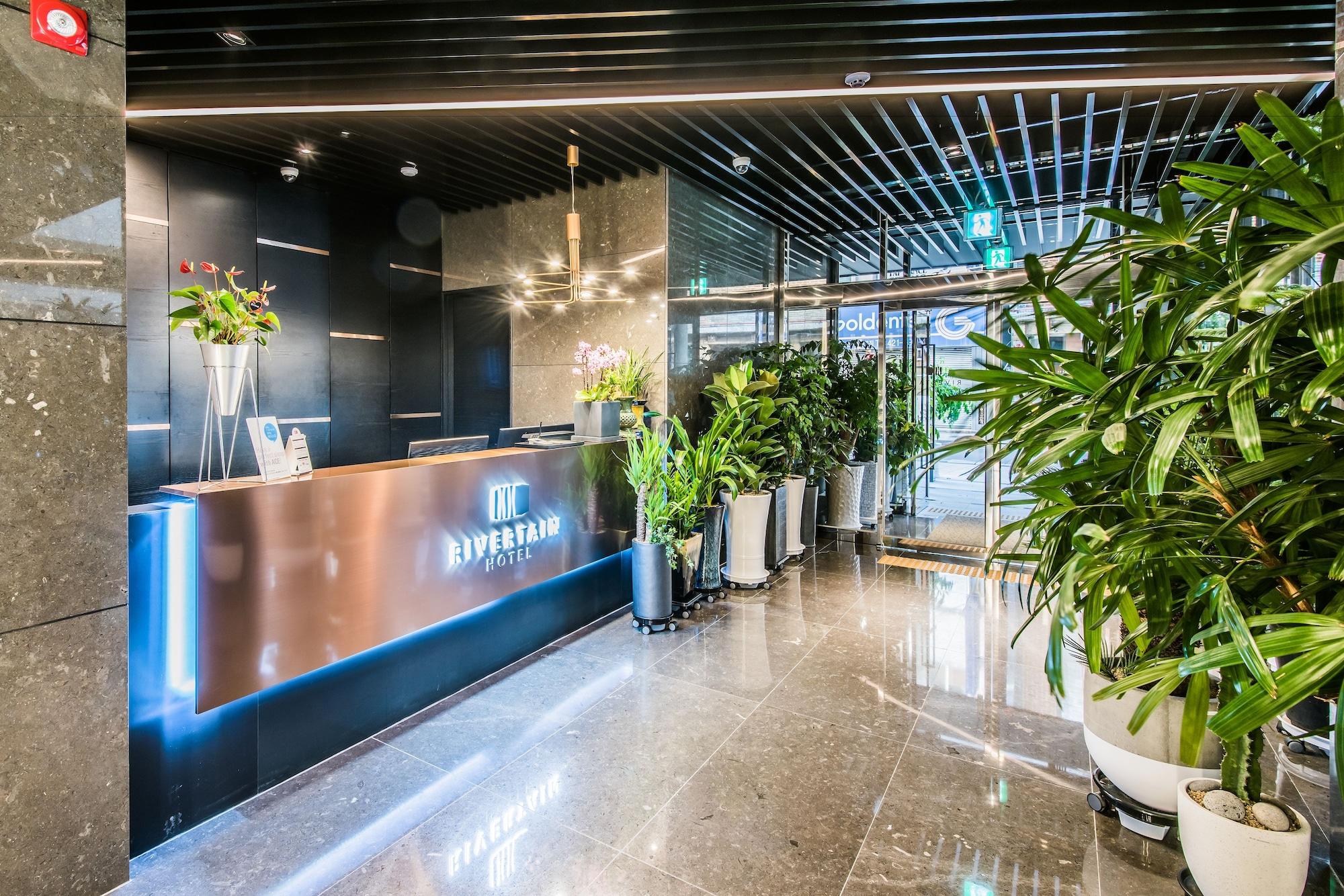Vista Lobby Rivertain Hotel