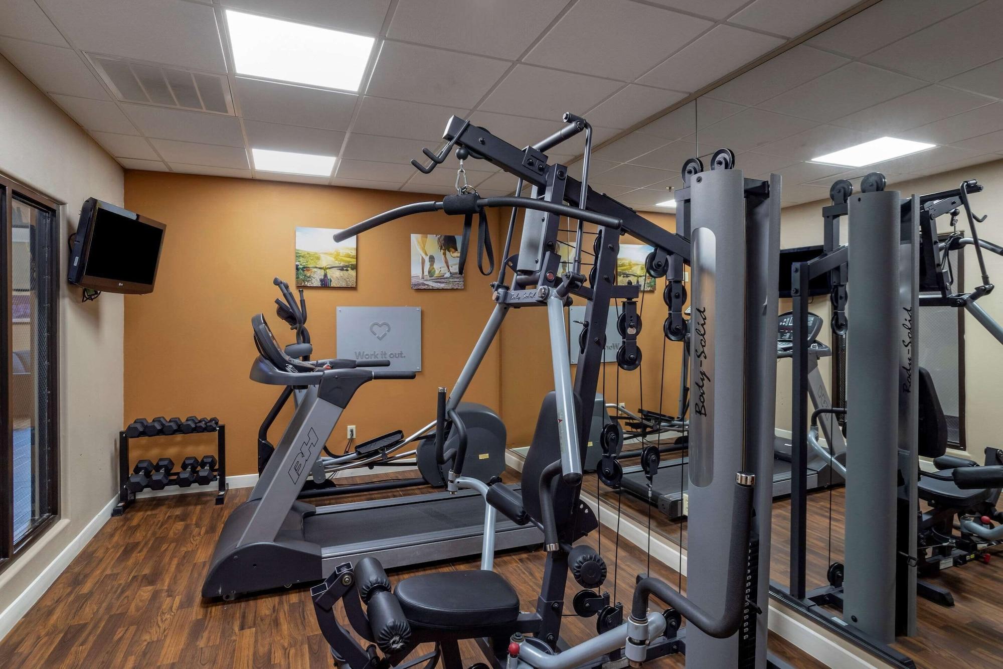 Gimnasio Comfort Suites near Texas Medical Center - NRG Stadium