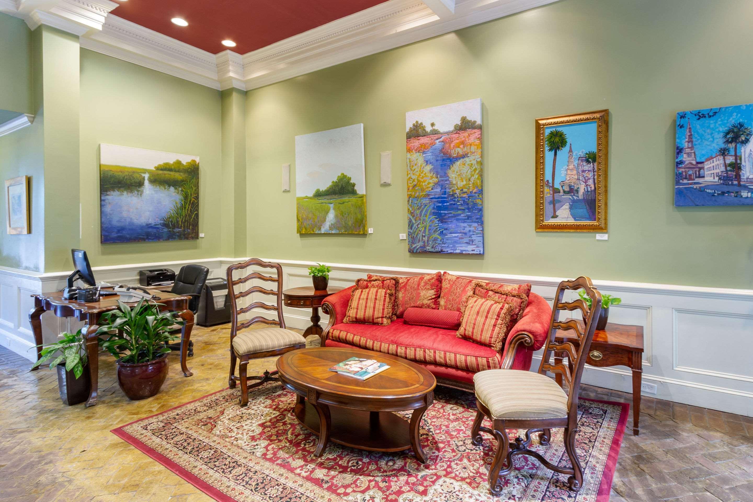 Vista Lobby Church Street Inn, Ascend Hotel Collection