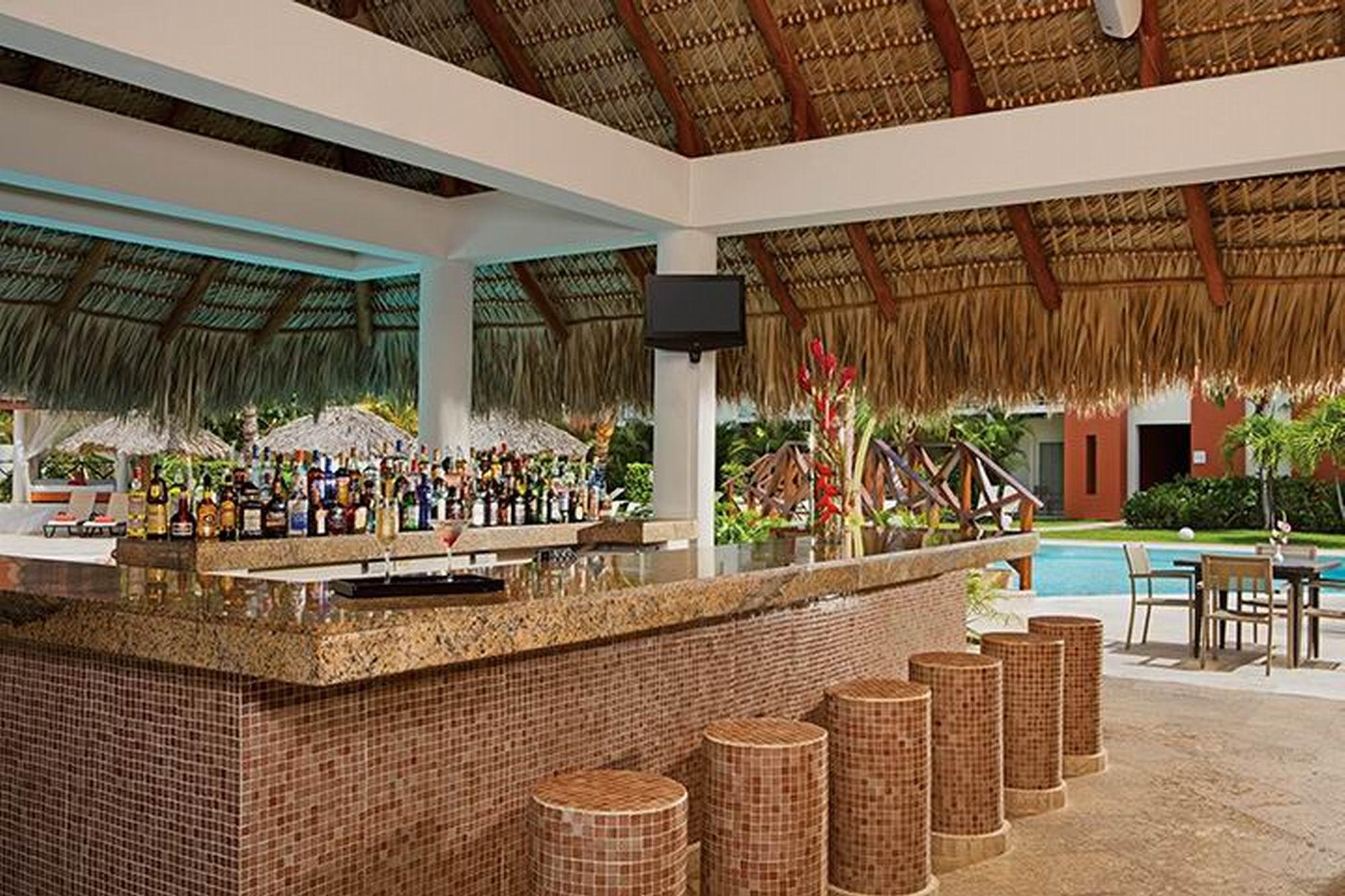Bar/Salón Now Garden Punta Cana