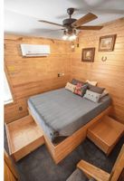 Arriendo temporal - Cozy Apt w/Master BR + 2 Bed Kids Loft. Covered Parking/Deck/BBQ area & Firepit