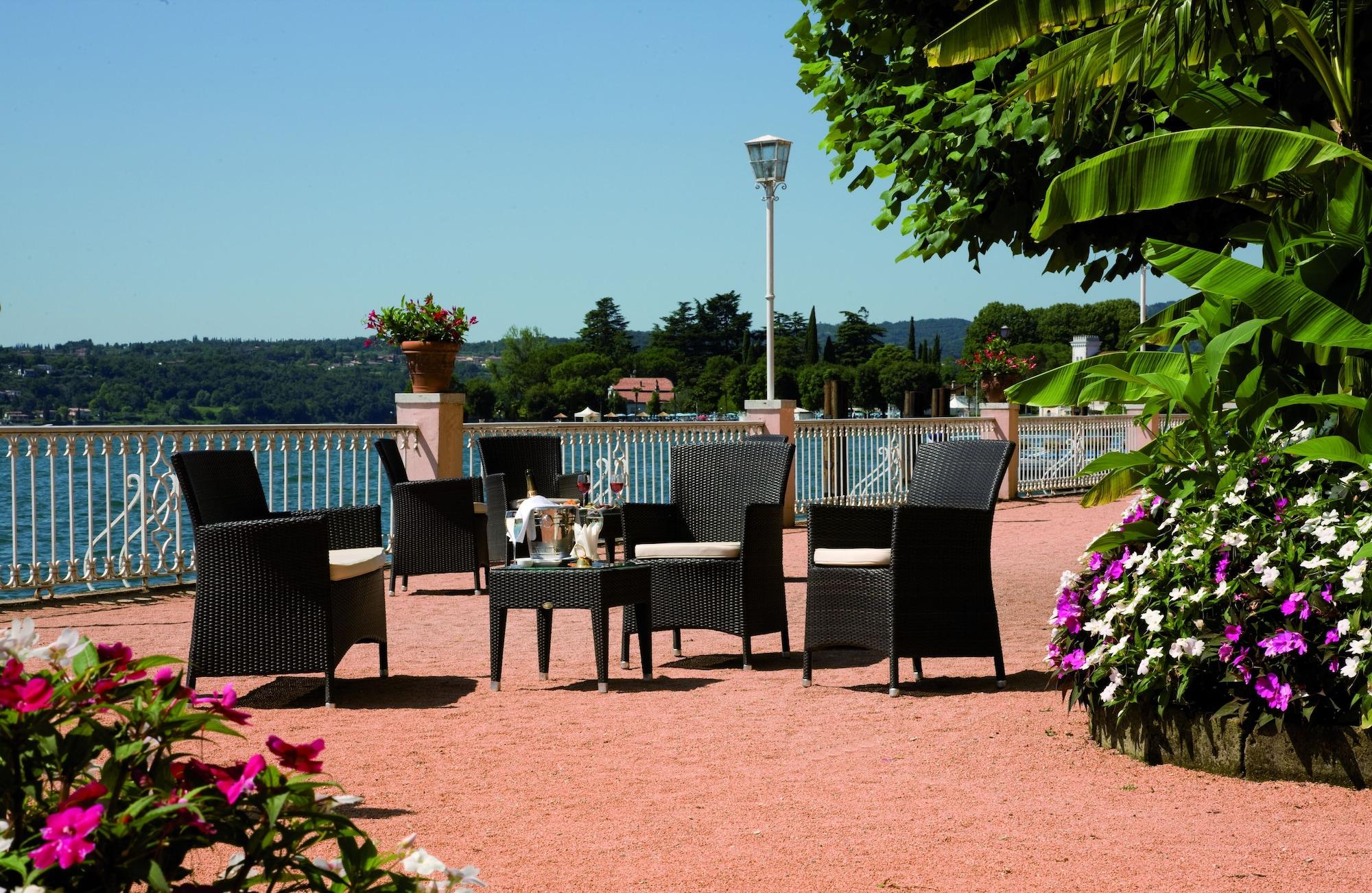 Vista Exterior Grand Hotel Gardone Riviera