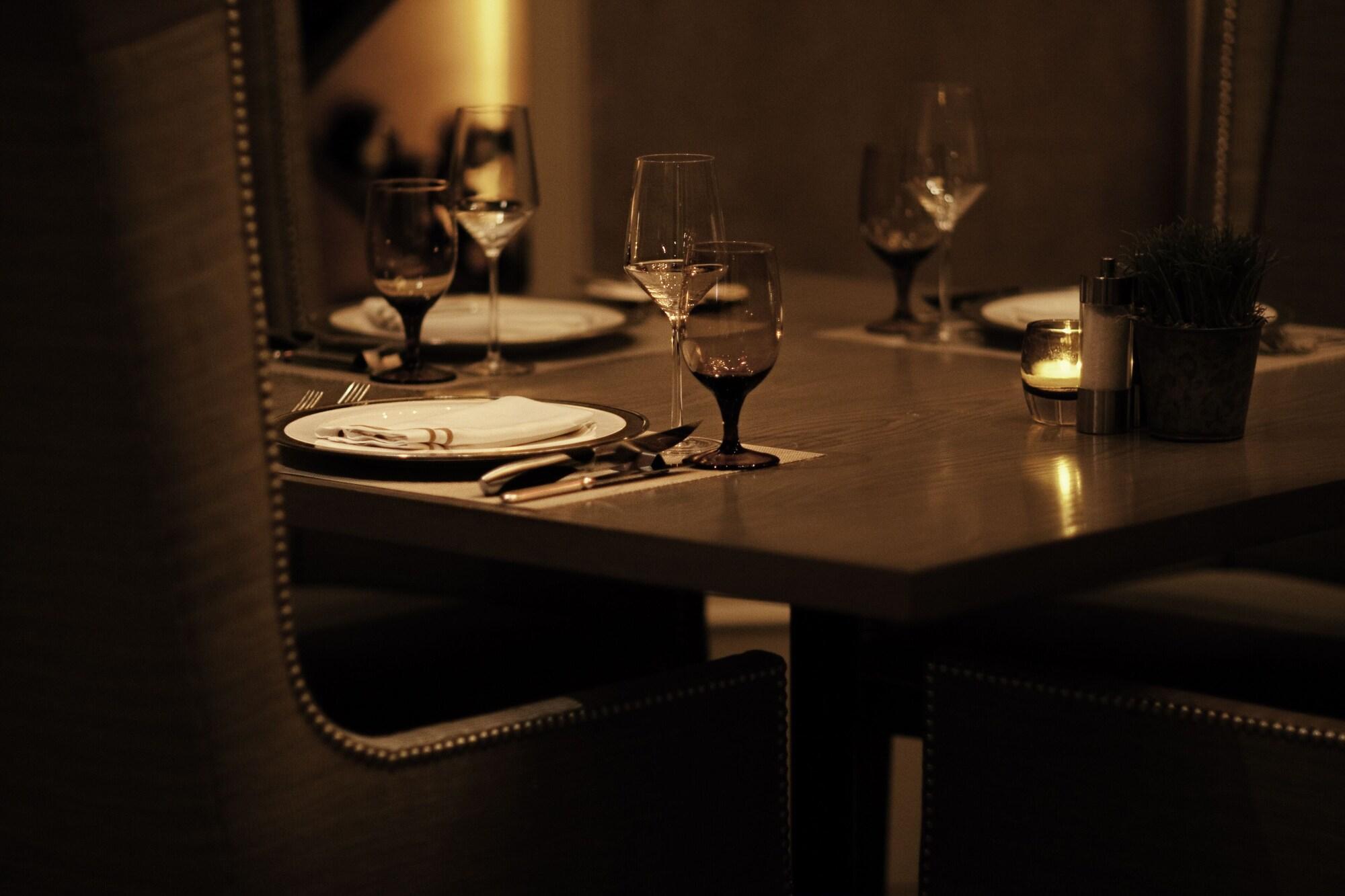 Restaurant XV Beacon