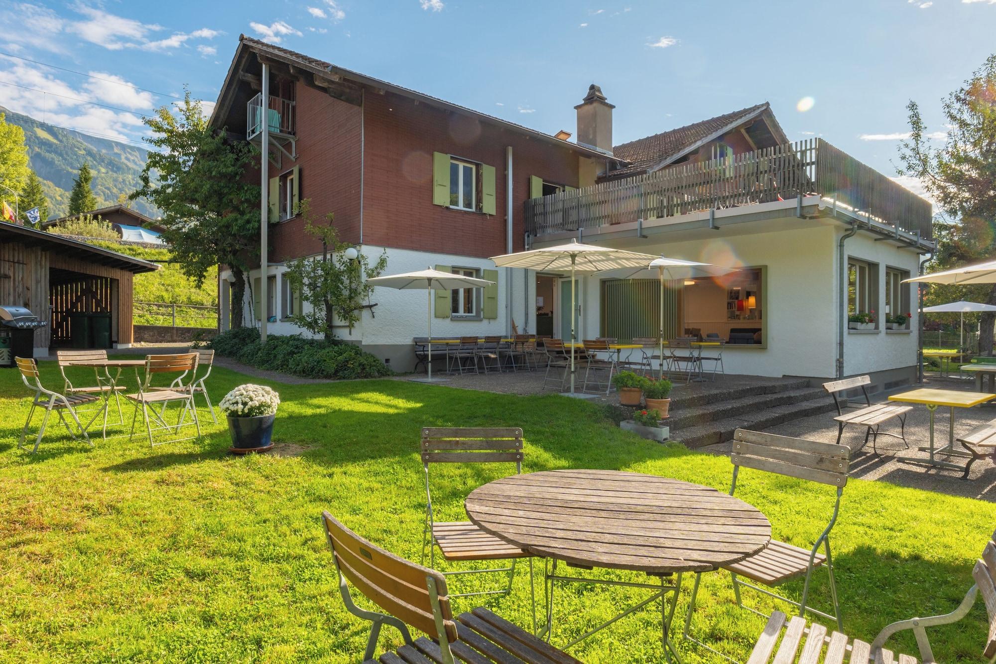 Varios Youth Hostel Brienz