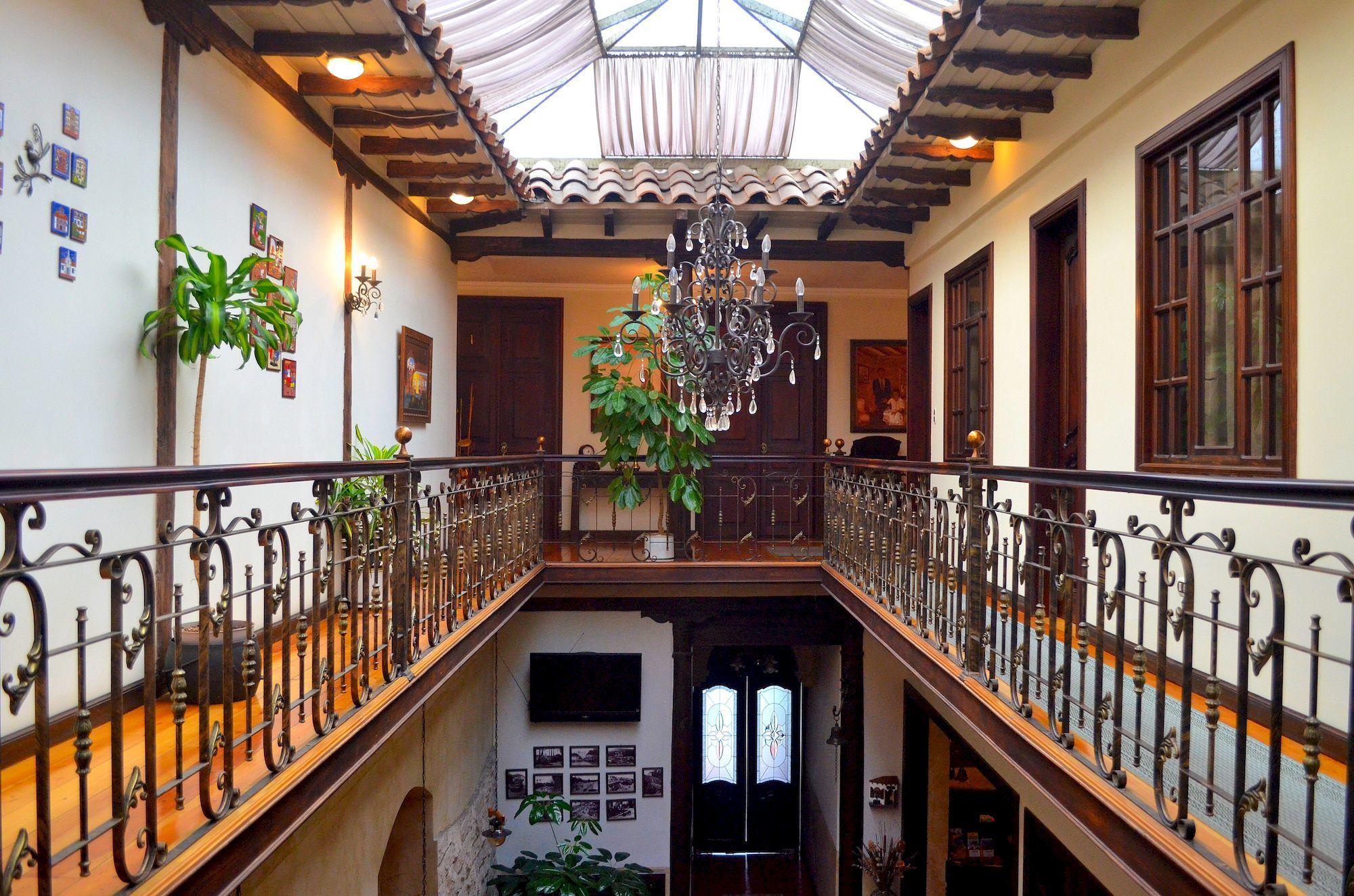 Varios La Posada Cuencana