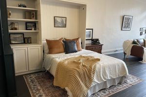 Alquiler Vacacional - Huddleston Hall (Historic Downtown Apartment)