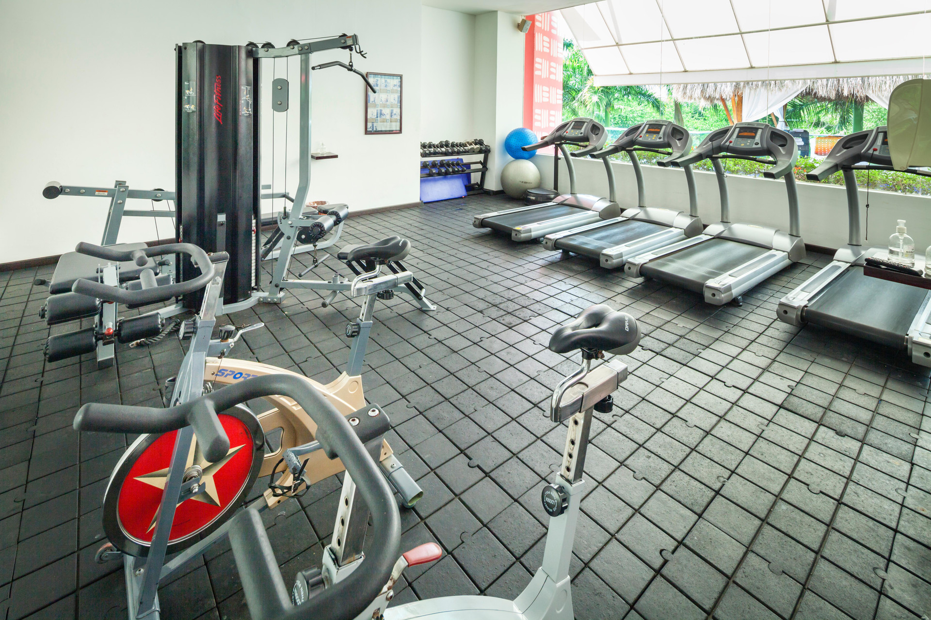 Gimnasio Decameron Barú All Inclusive