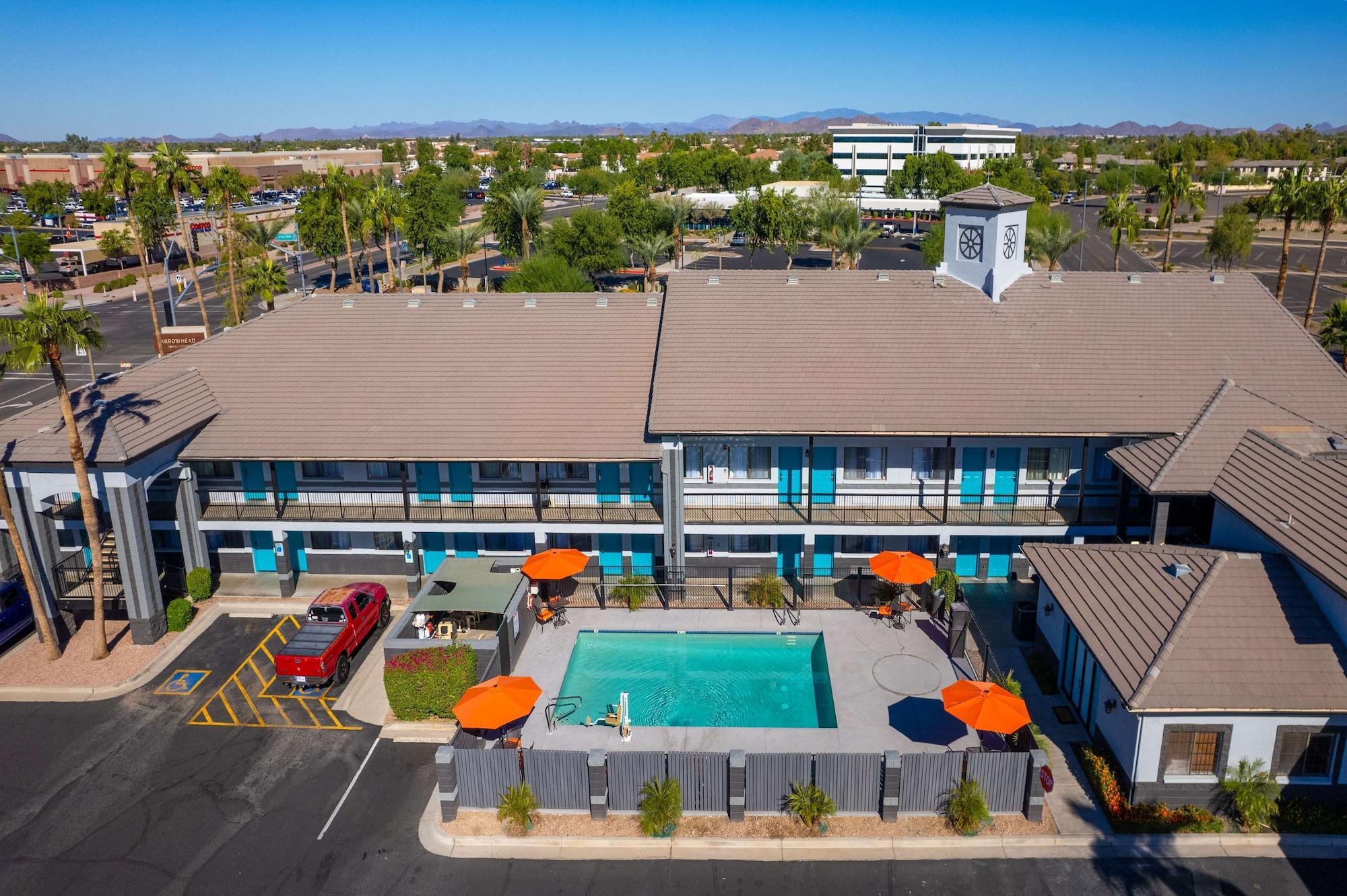 Vista Exterior The Hotel Serene Glendale Peoria, Surestay Collection by BW